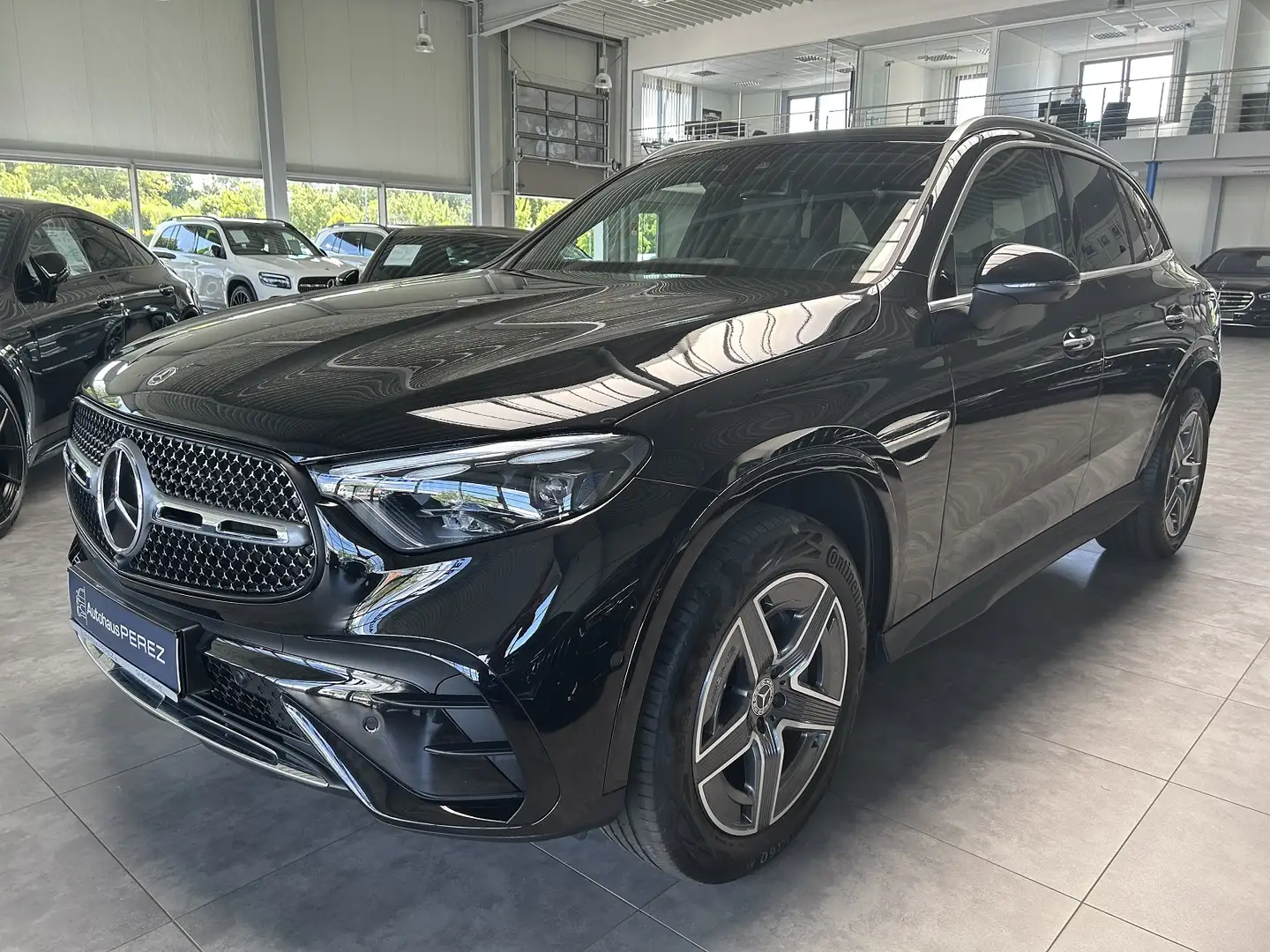 Mercedes-Benz GLC 300 e 4M AMG PREMIUM DISTRONIC-AHK-BURMESTER Noir - 2