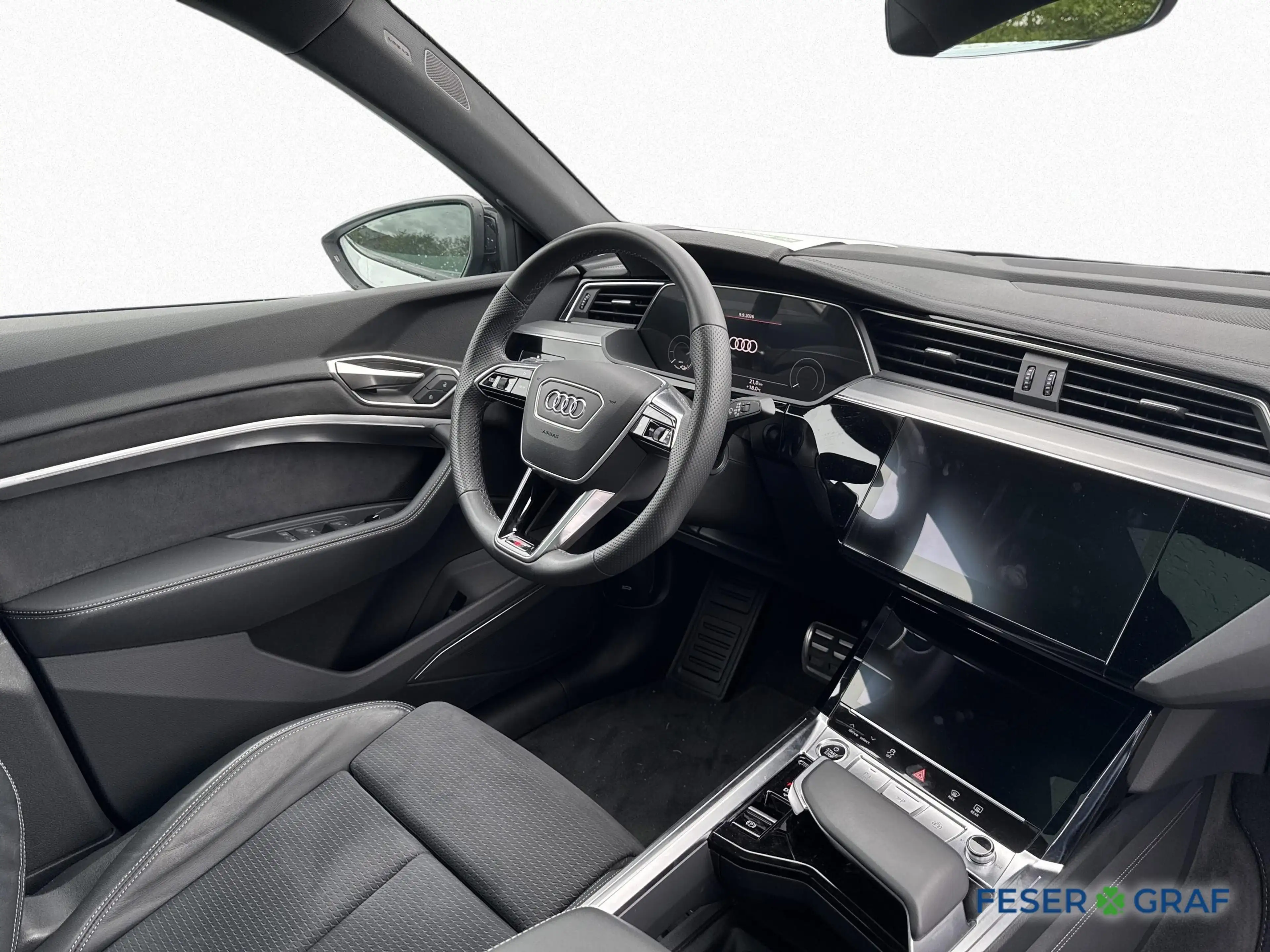 Audi Q8 e-tron Sportback S line 55 qu PANO MATRIX 360° — photo 14