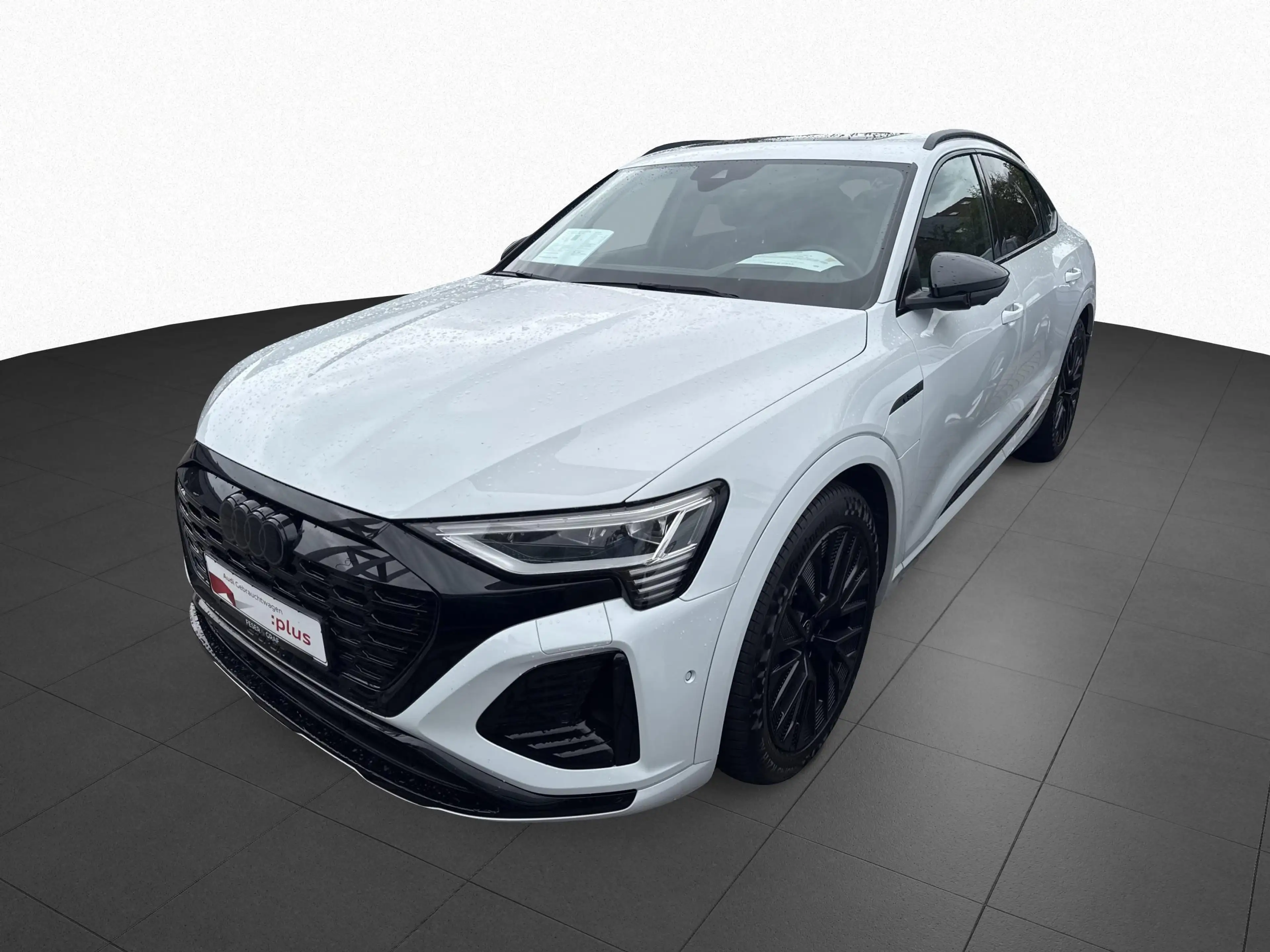 Audi Q8 e-tron Sportback S line 55 qu PANO MATRIX 360° — photo 15