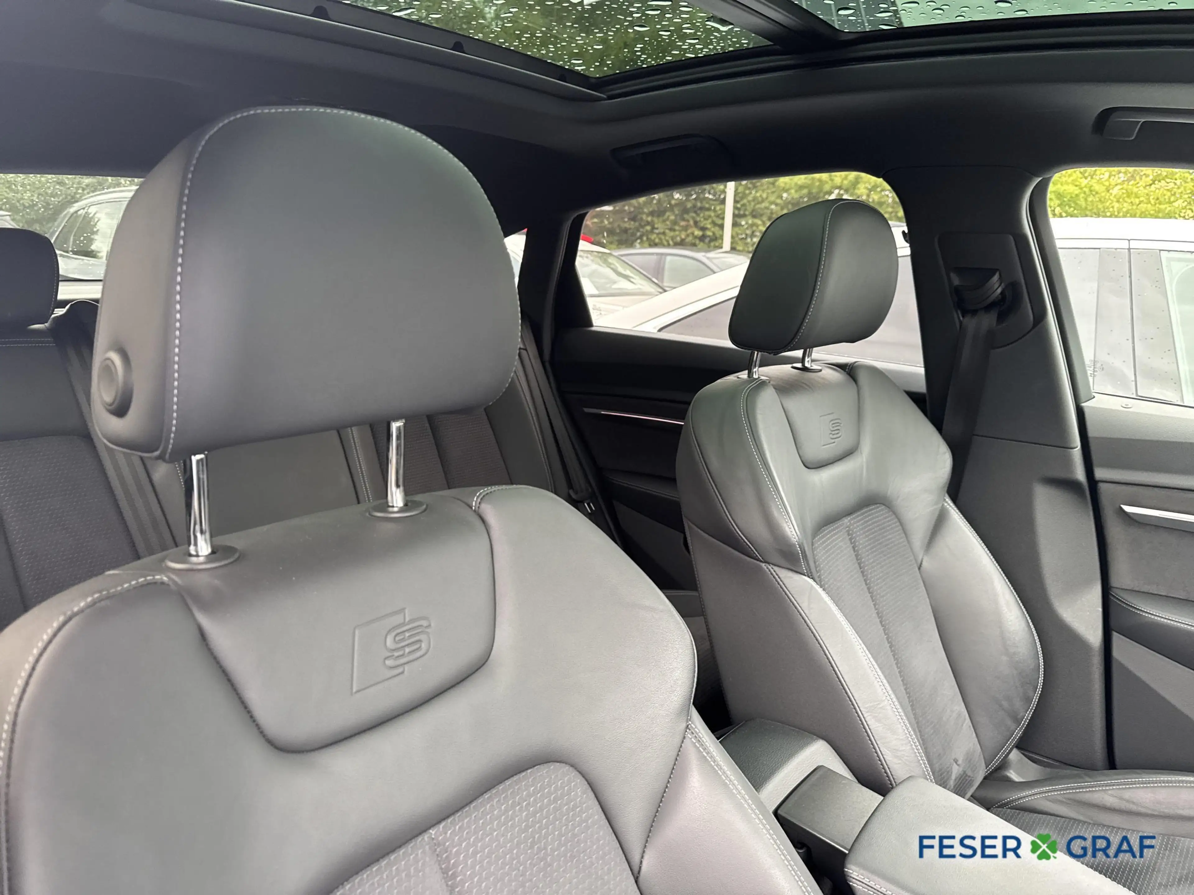 Audi Q8 e-tron Sportback S line 55 qu PANO MATRIX 360° — photo 10