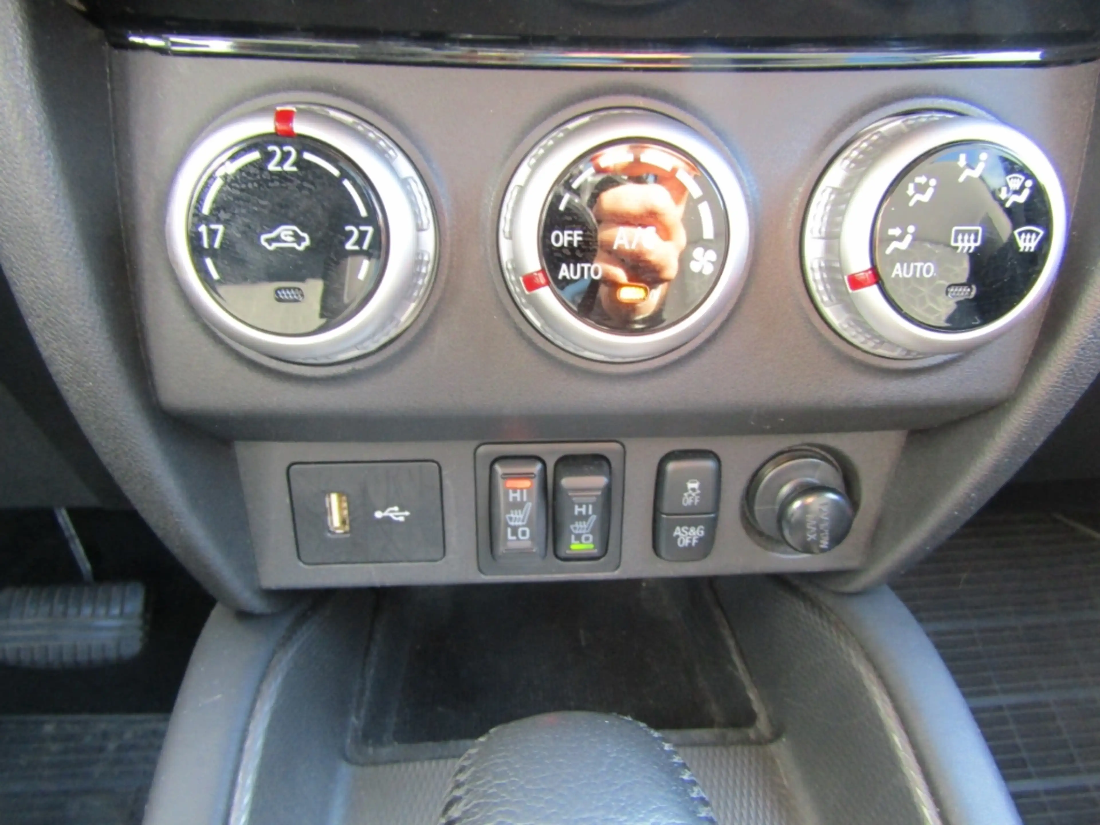 Mitsubishi ASX Spirit 2.0 MIVEC AUTOMATIK LED NAVI AHK SHZ GRA — photo 10