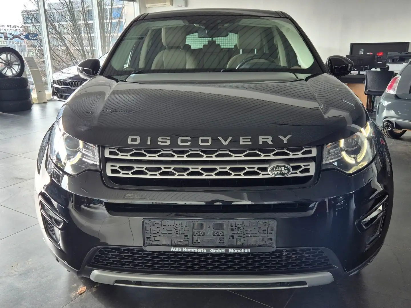Land Rover Discovery Sport Schwarz - 2