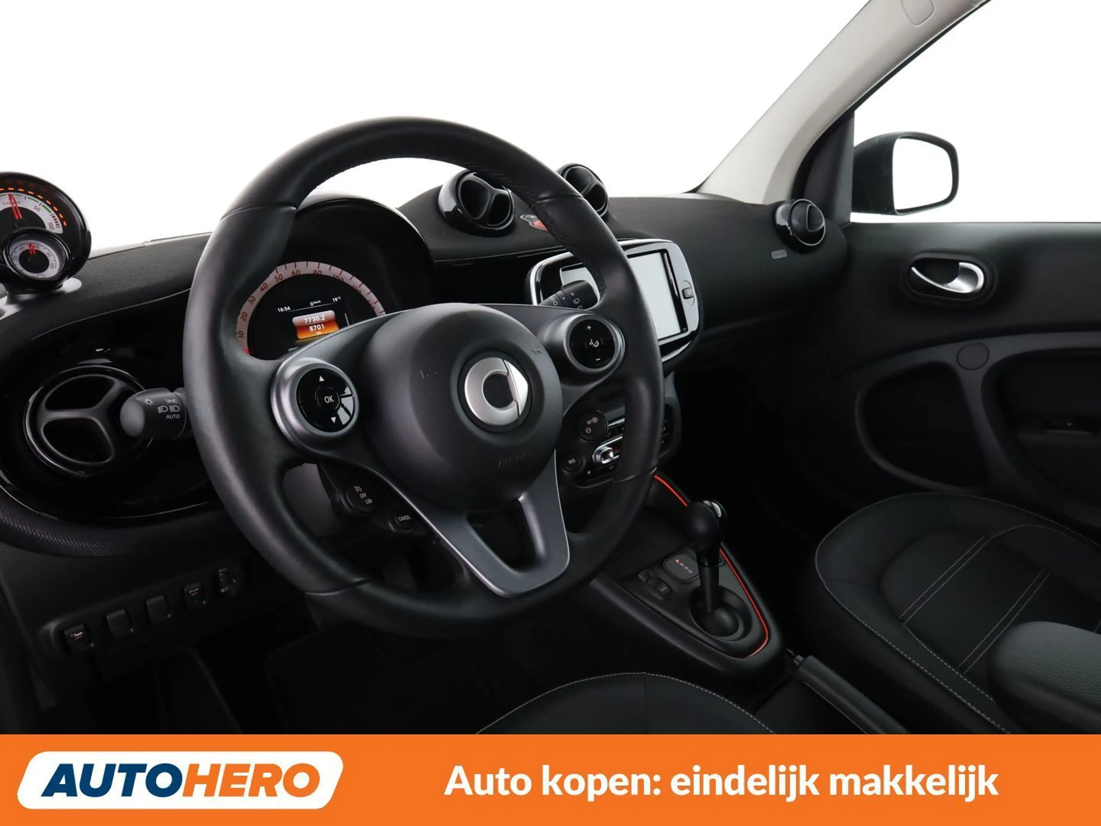 smart forTwo electric drive 60 kW Prime — photo 12