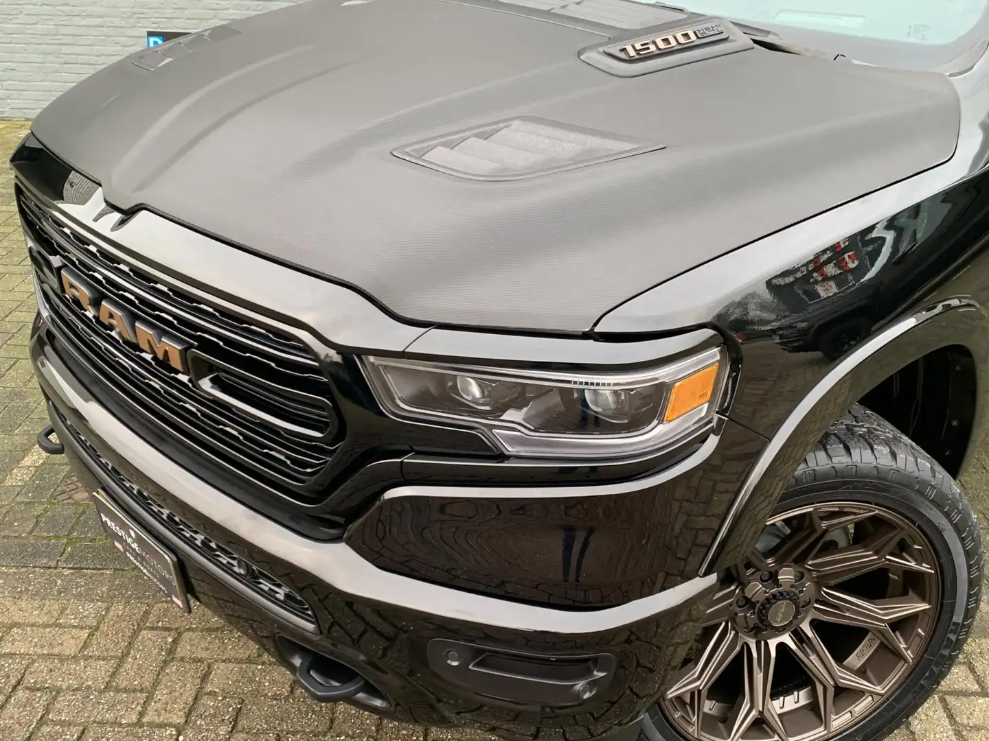 RAM 1500 Dodge Limited Night RAMBOX 5.7 V8 4x4 Multifunctio Schwarz - 2