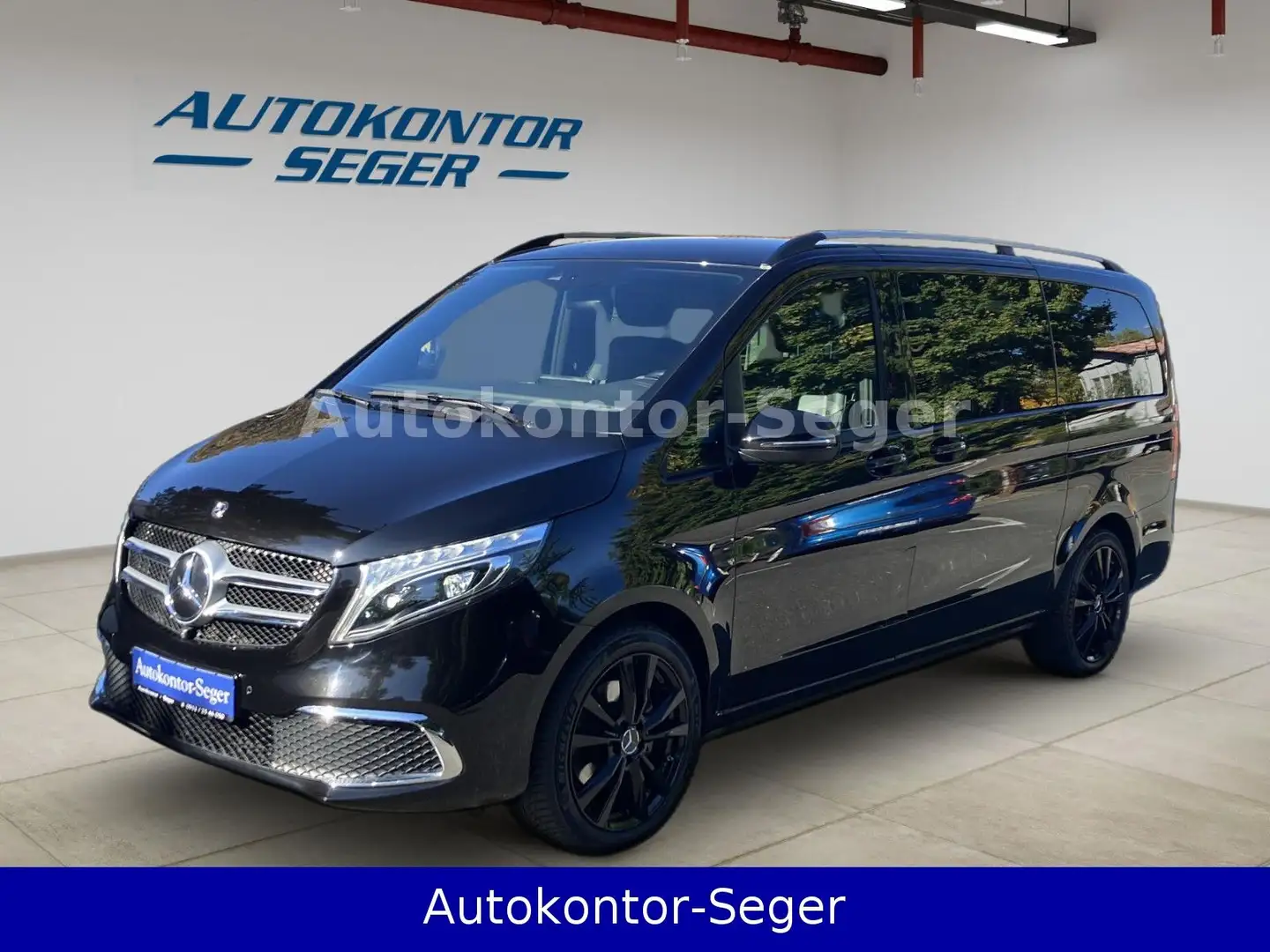 Mercedes-Benz V 300 EXCLUSIVE Avantgarde Distr Panorama 4Matic Schwarz - 1