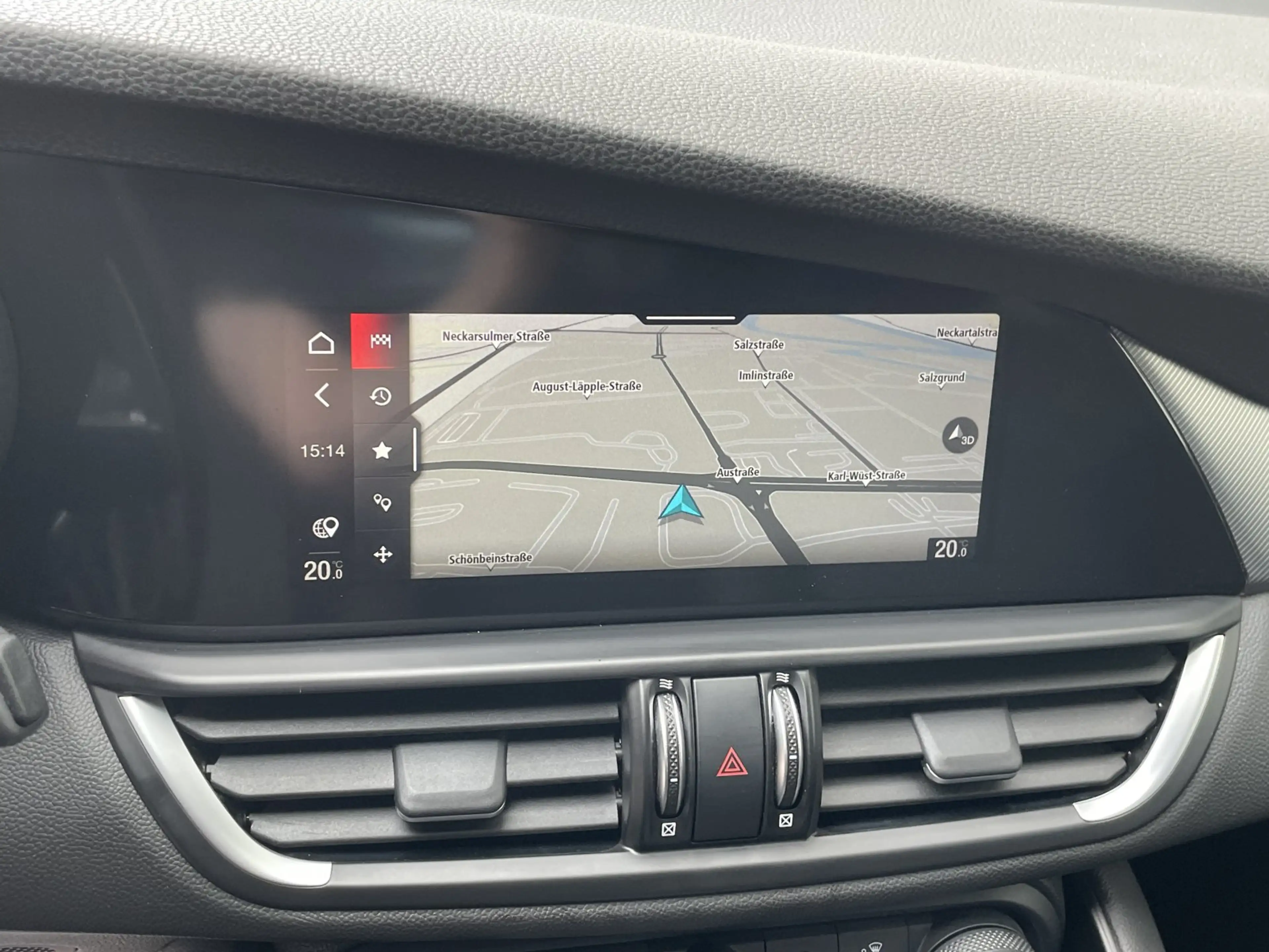 Alfa Romeo Giulia 2.0 16V Turbo  Sprint ACC Tmat TotwAss CarPlay And — photo 14