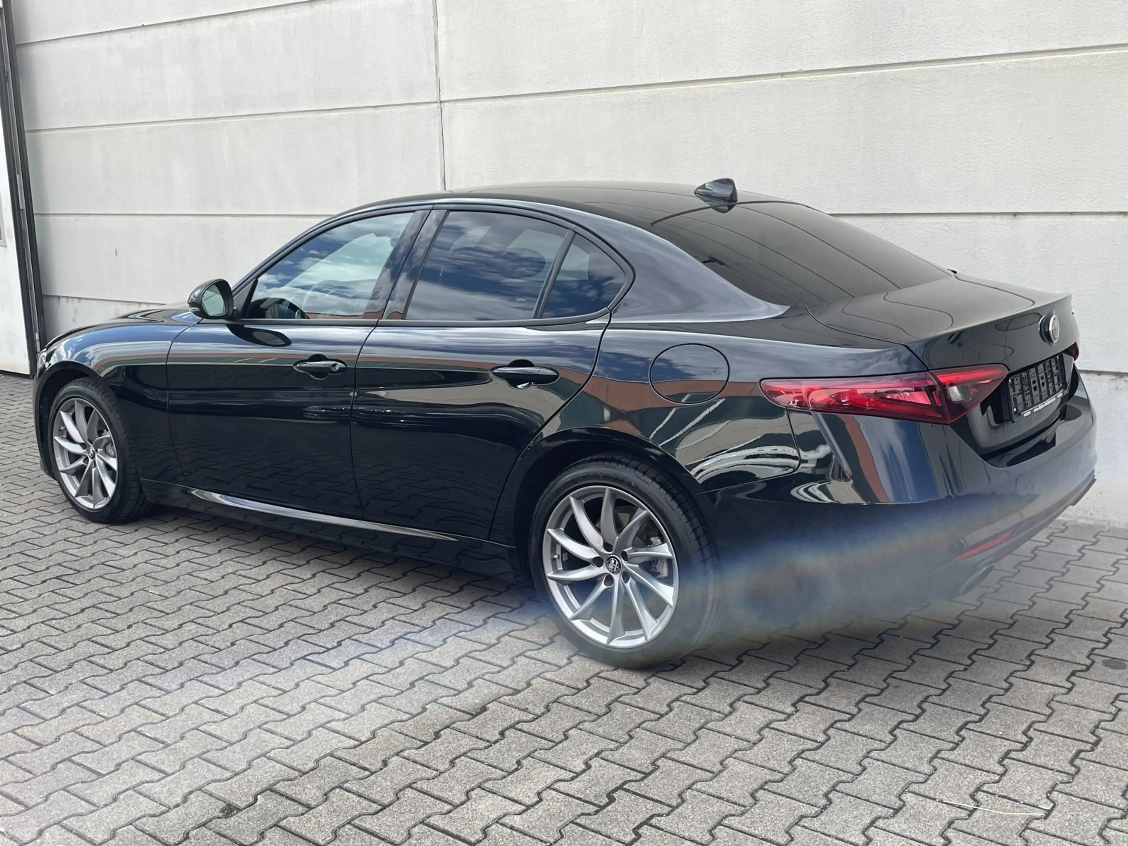 Alfa Romeo Giulia 2.0 16V Turbo  Sprint ACC Tmat TotwAss CarPlay And — photo 8