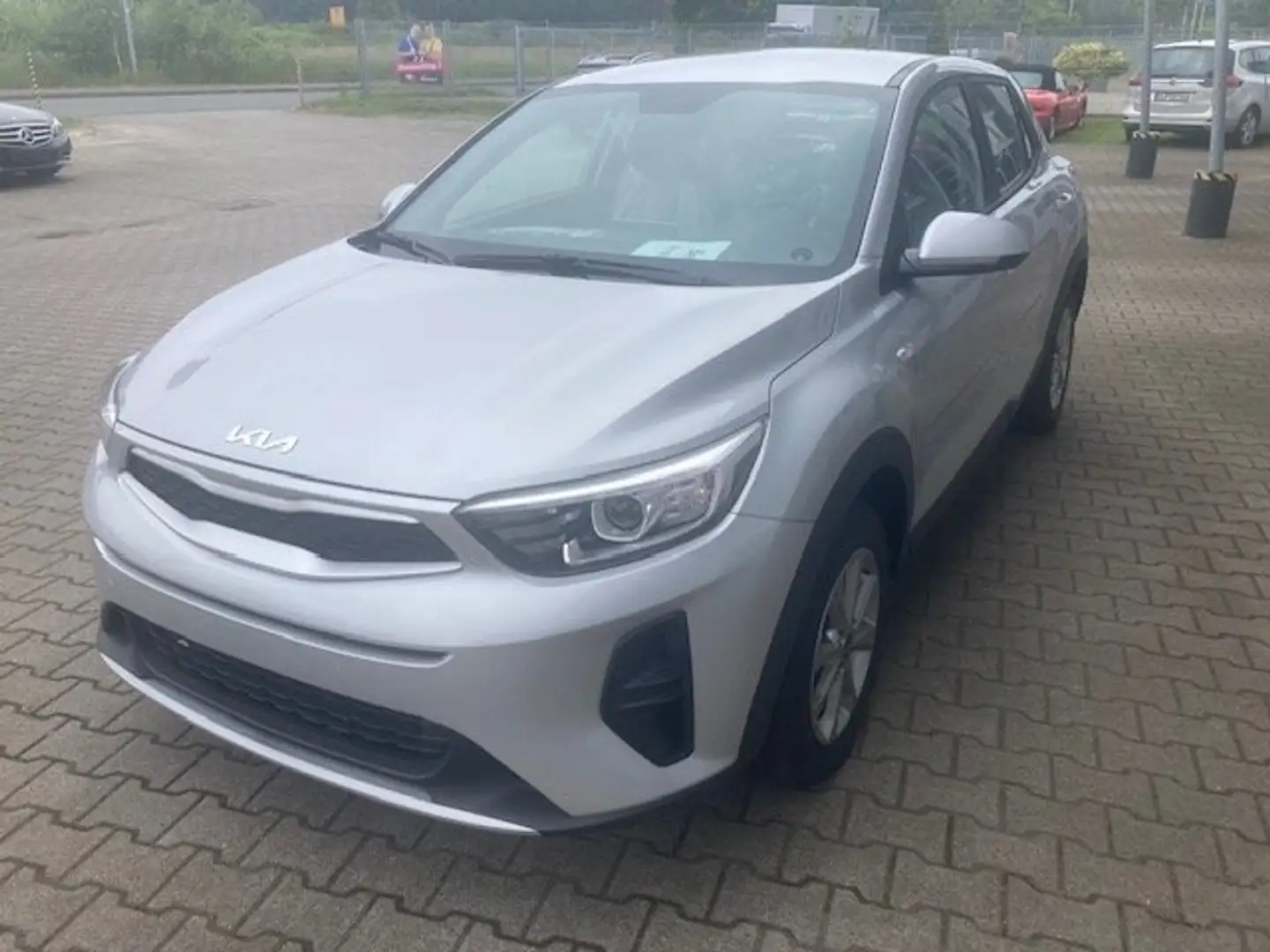 Kia Stonic Edition 7 *TAGESZULASSUNG* Grau - 1