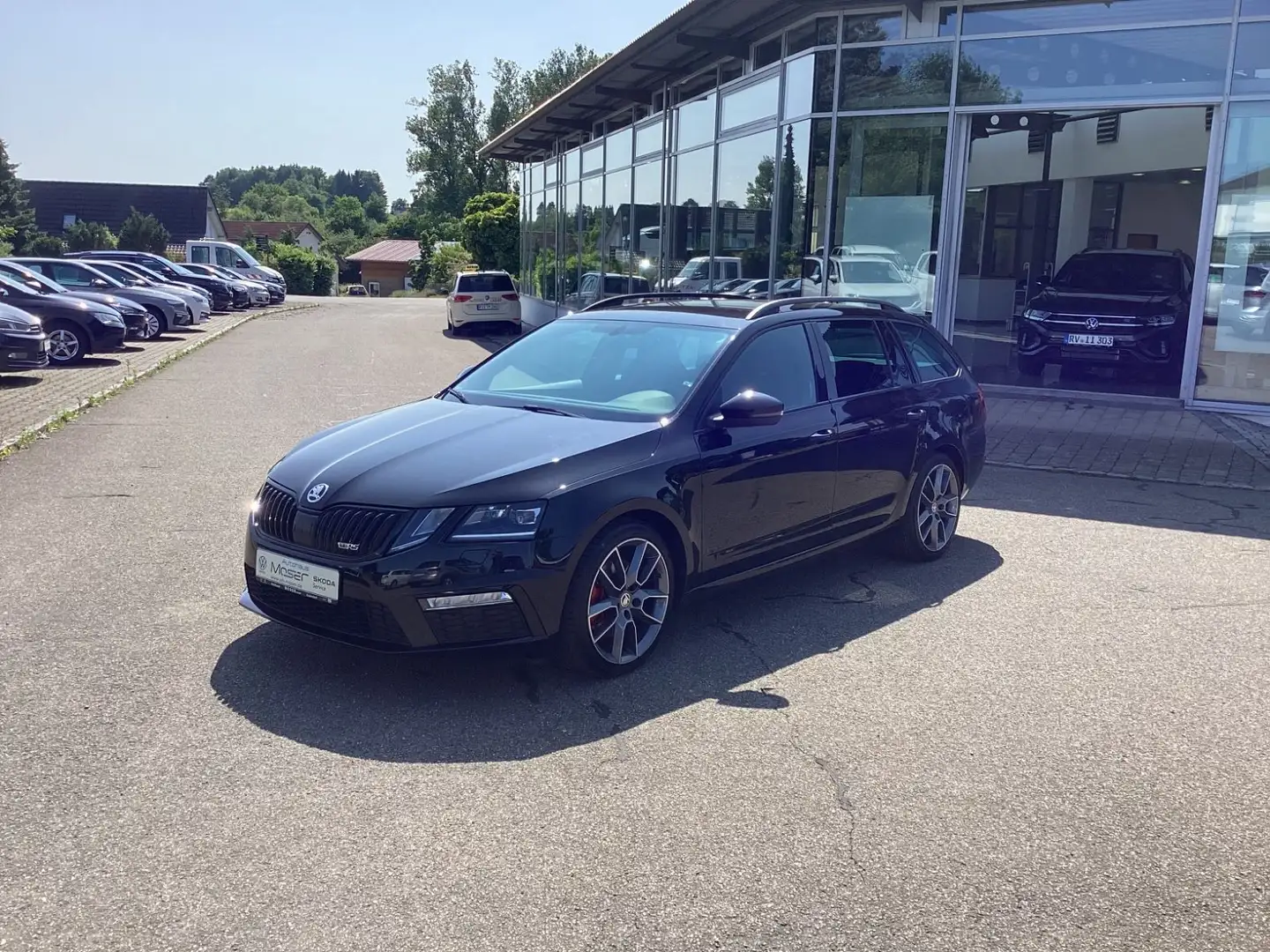 Skoda Octavia RS DSG/4x4/AHK/LED/ACC/VIRUAL/MULTIMEDIA Zwart - 1