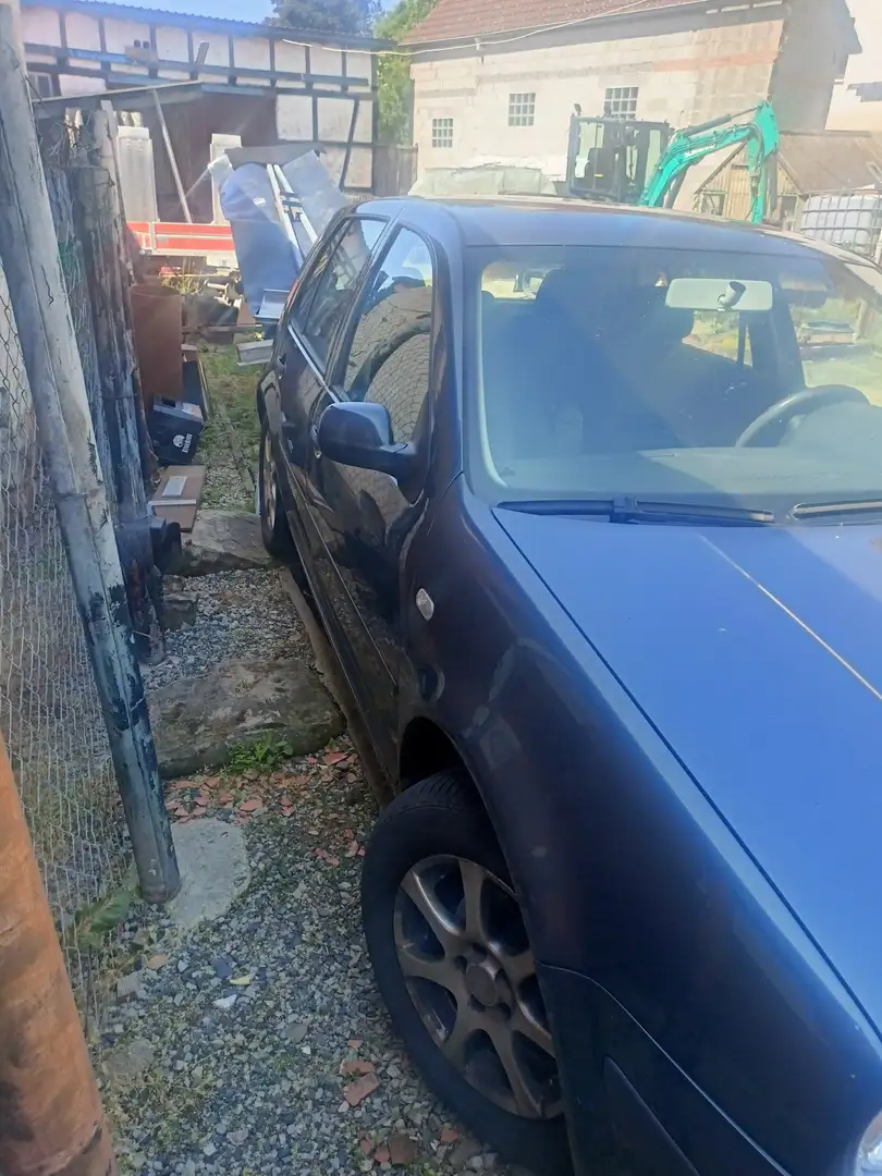 Volkswagen Golf 1.6 Blau - 2