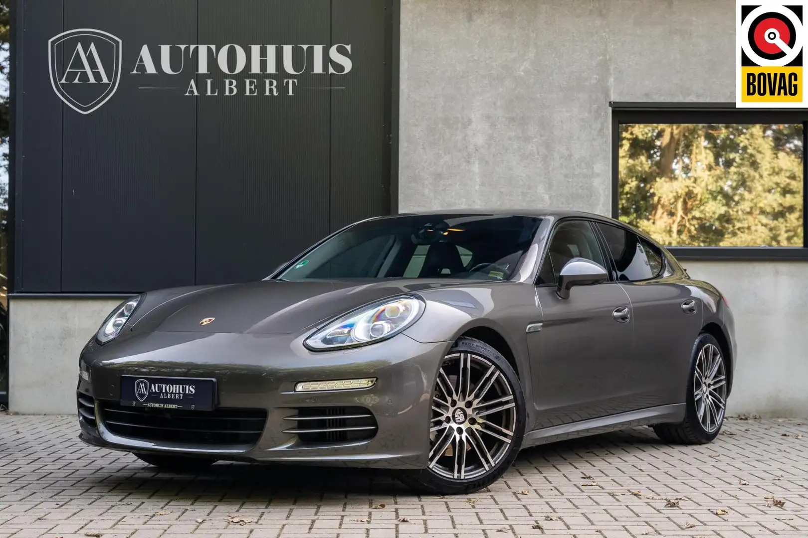 Porsche Panamera 3.0 4S 360c Luchtvering Sportuitlaat Bose Grijs - 1