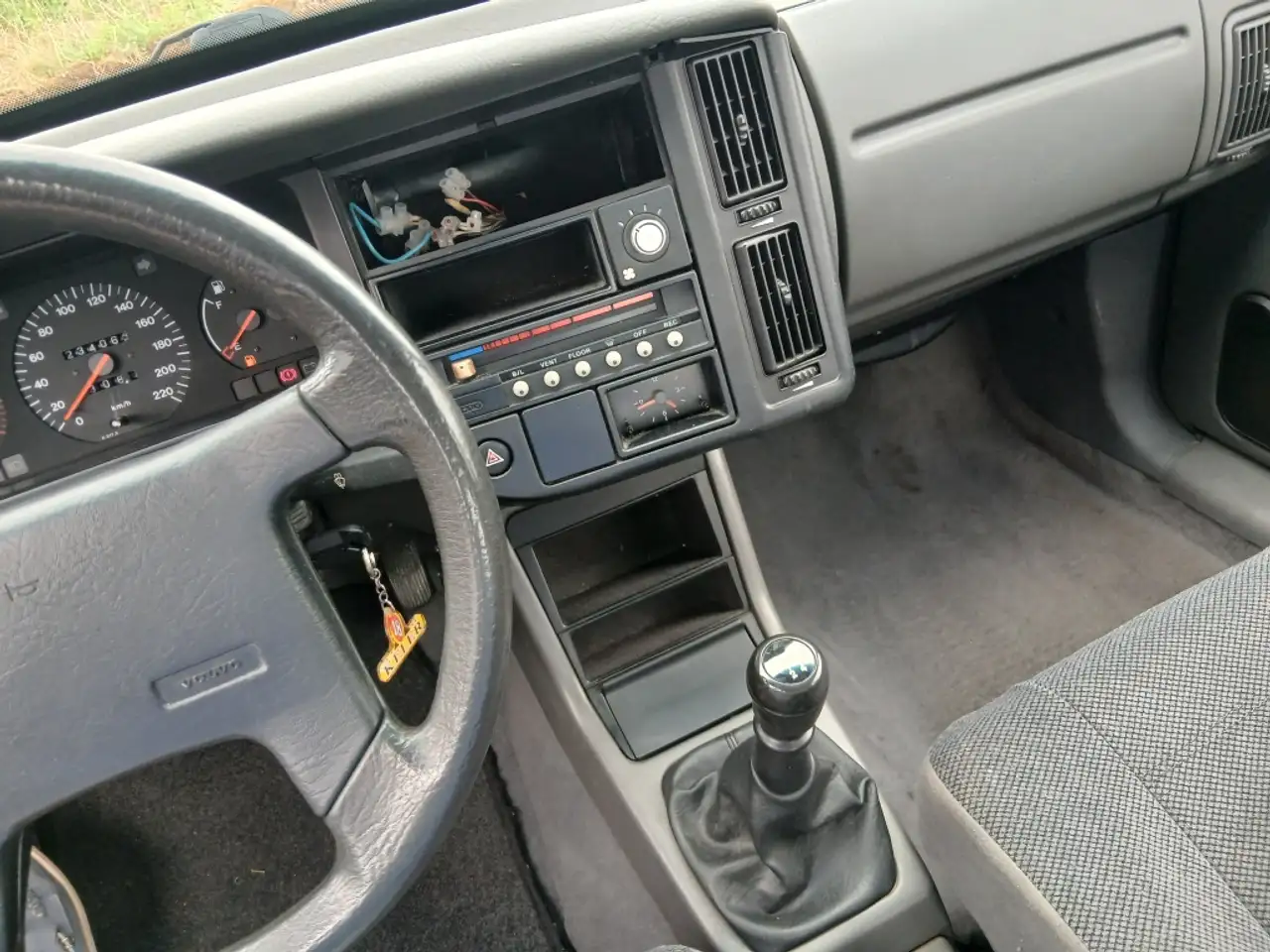 Volvo 440 1.7 GL, foto 12