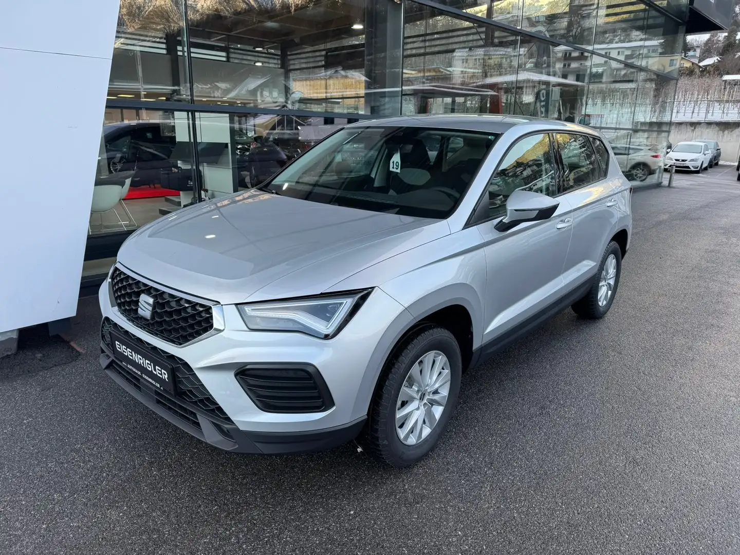 SEAT Ateca Reference Edition 1.0 TSI Silber - 1