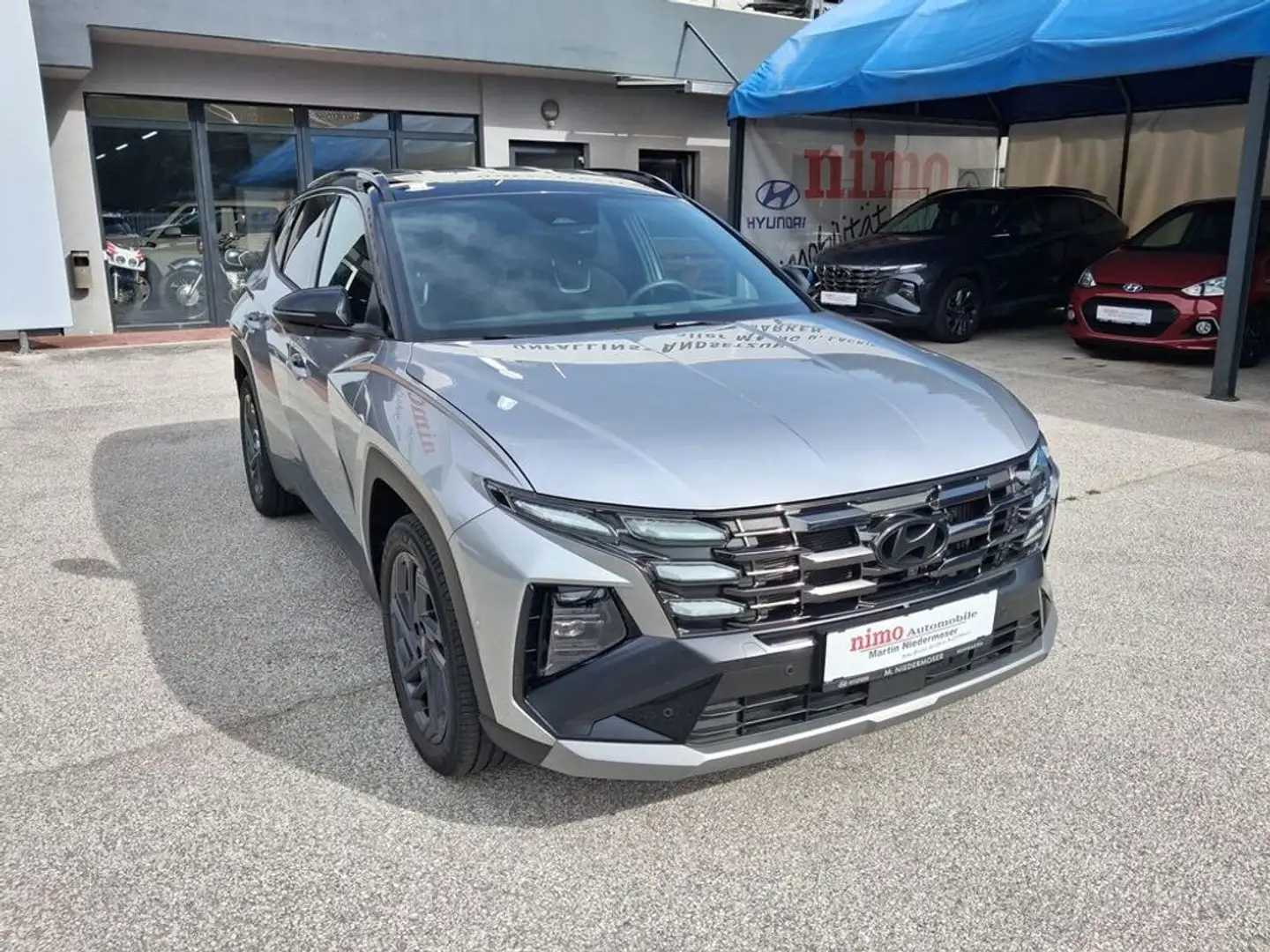 Hyundai TUCSON 20th Anniversary Hybrid 2WD Silber - 2
