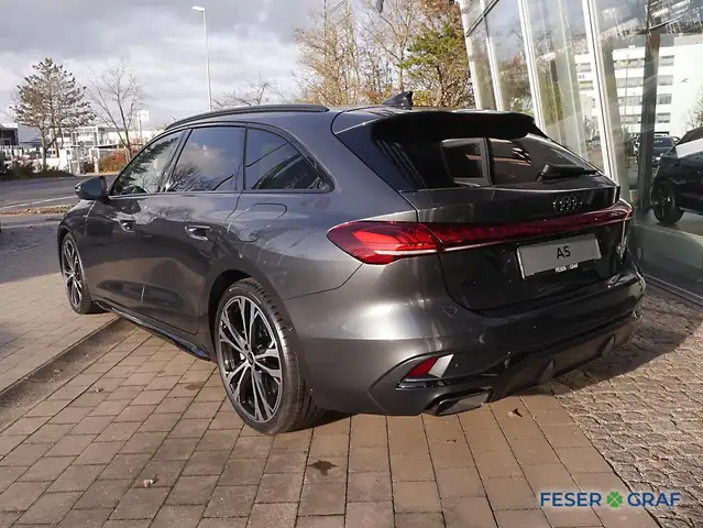 Audi A5 view 3