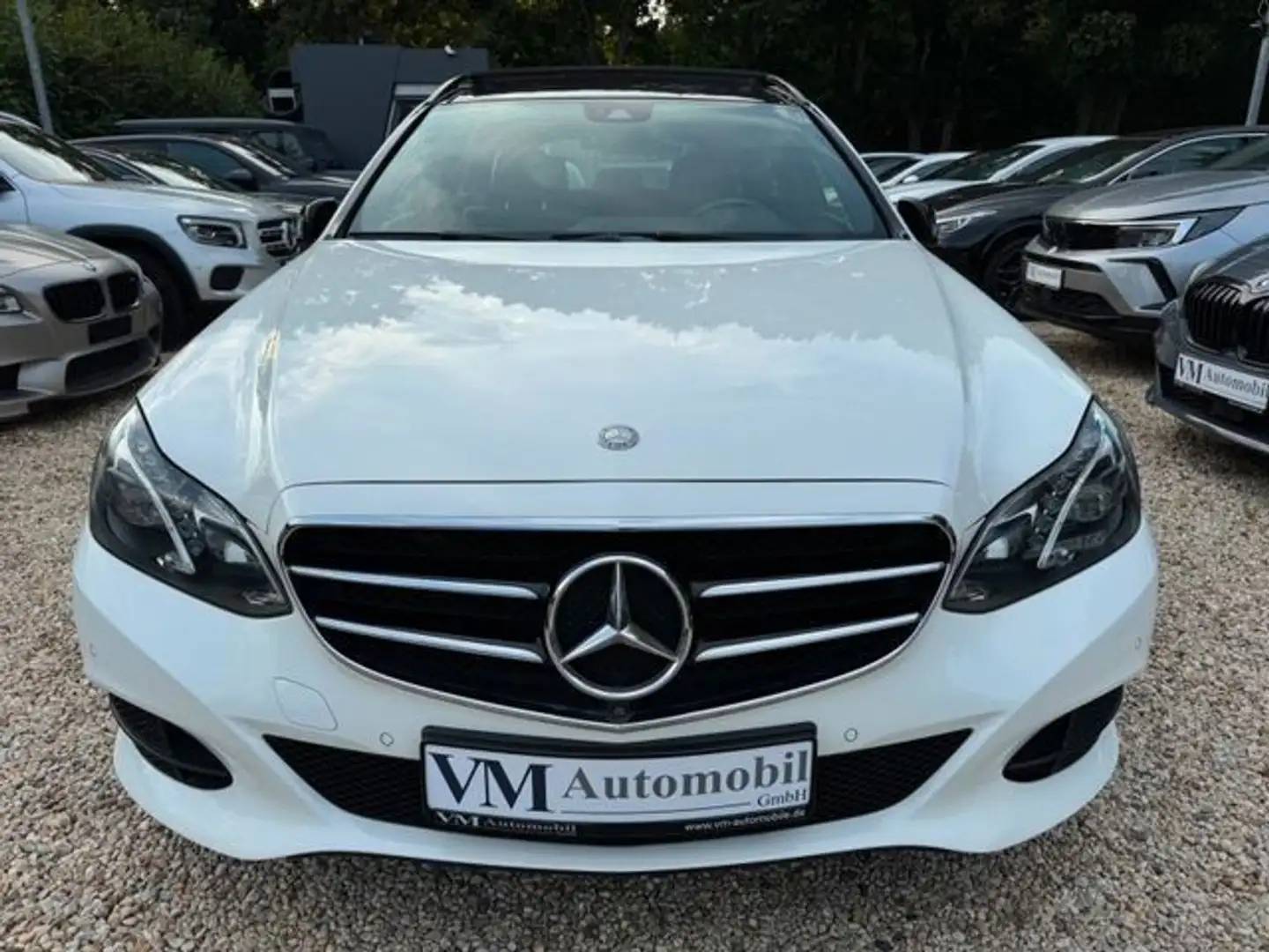 Mercedes-Benz E 220 BlueTEC 4MATIC Pano*360Kam*Tempo*Navi Blanc - 2