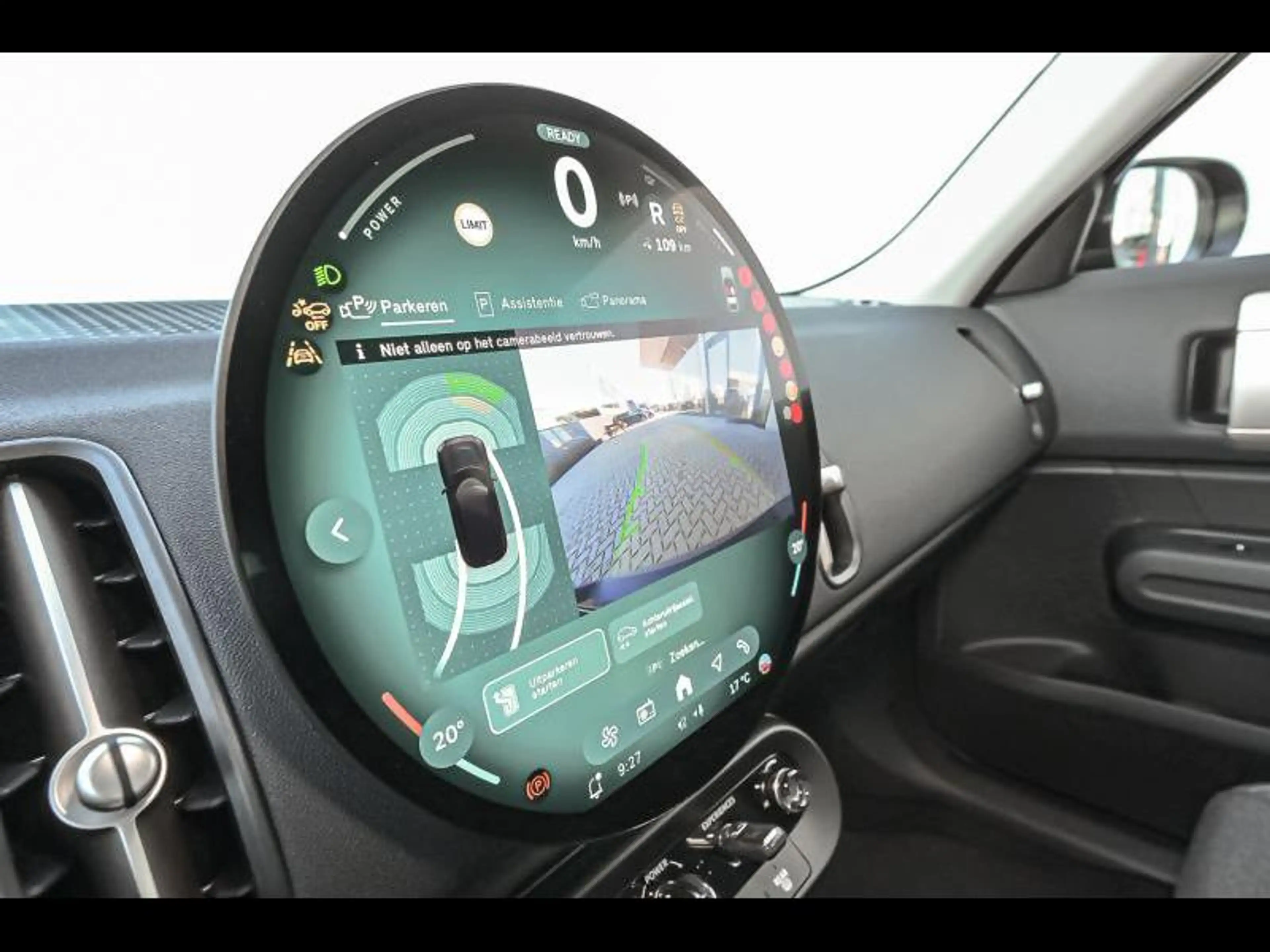 MINI Countryman E — photo 13