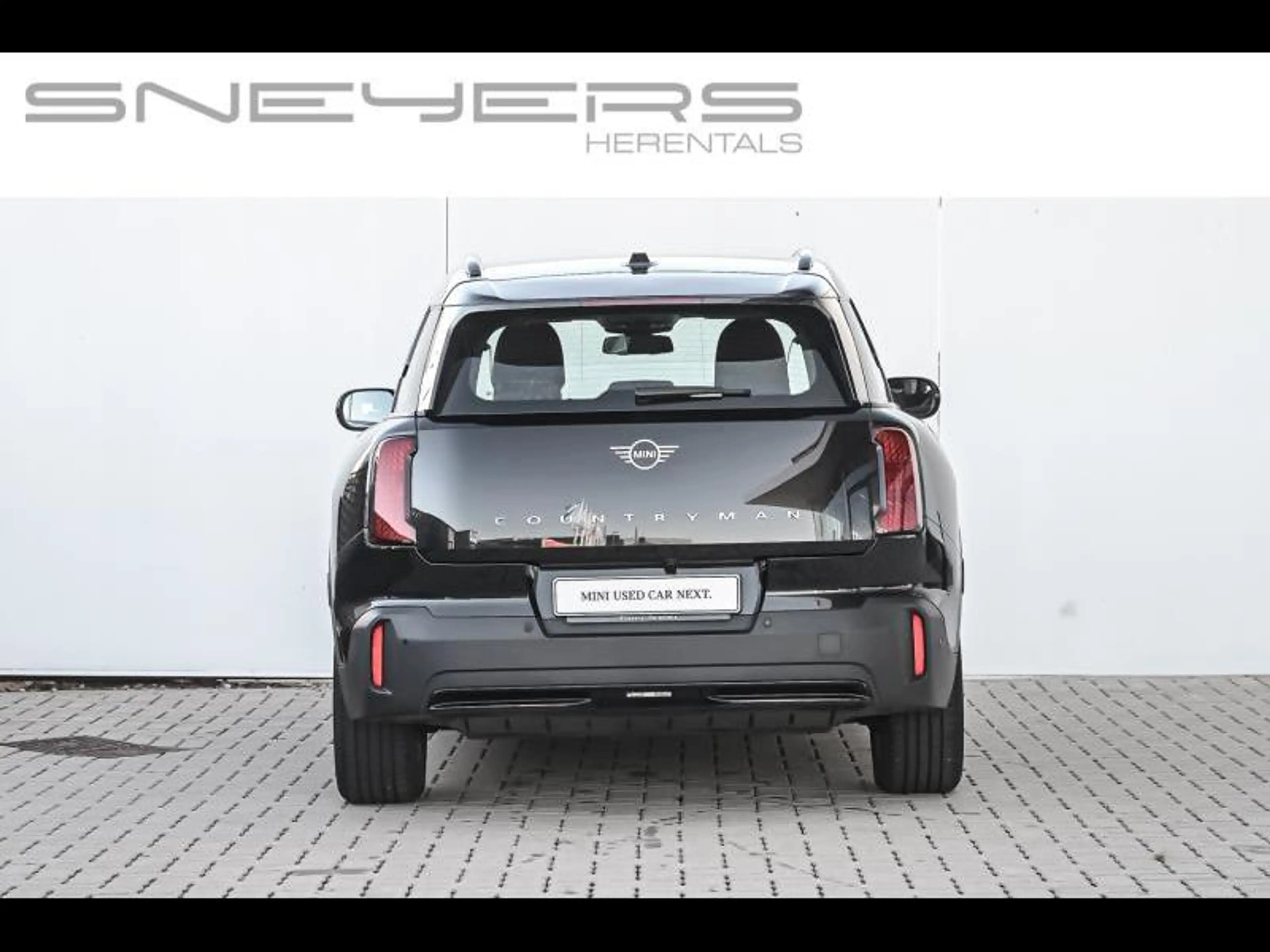 MINI Countryman E — photo 4
