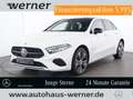 Mercedes-Benz A 250 e PROG ADVANCED+ NIGHT FAP PANO AC11KW VZA Weiß - thumbnail 1