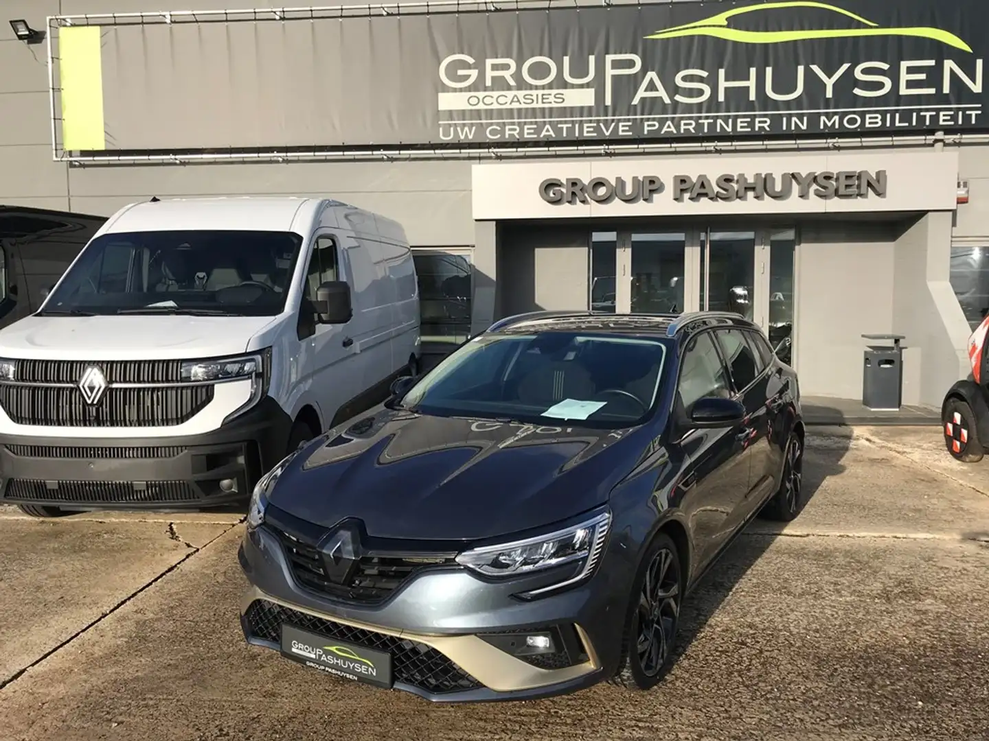 Renault Megane E-Tech Engineered Plug-in Hybride 1.6cc Automaat Gris - 1