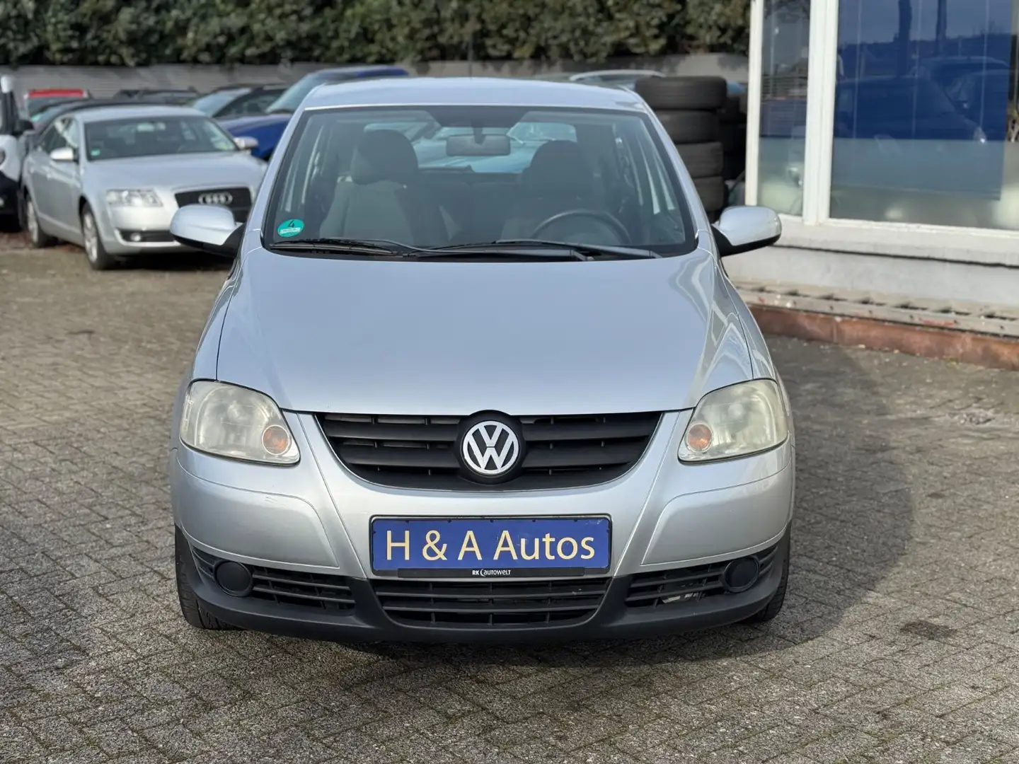 Volkswagen Fox Refresh Silber - 2