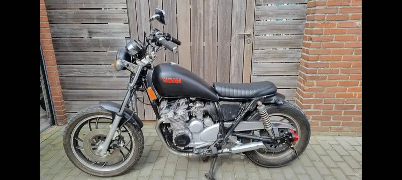 Yamaha XJ 550 - foto 4
