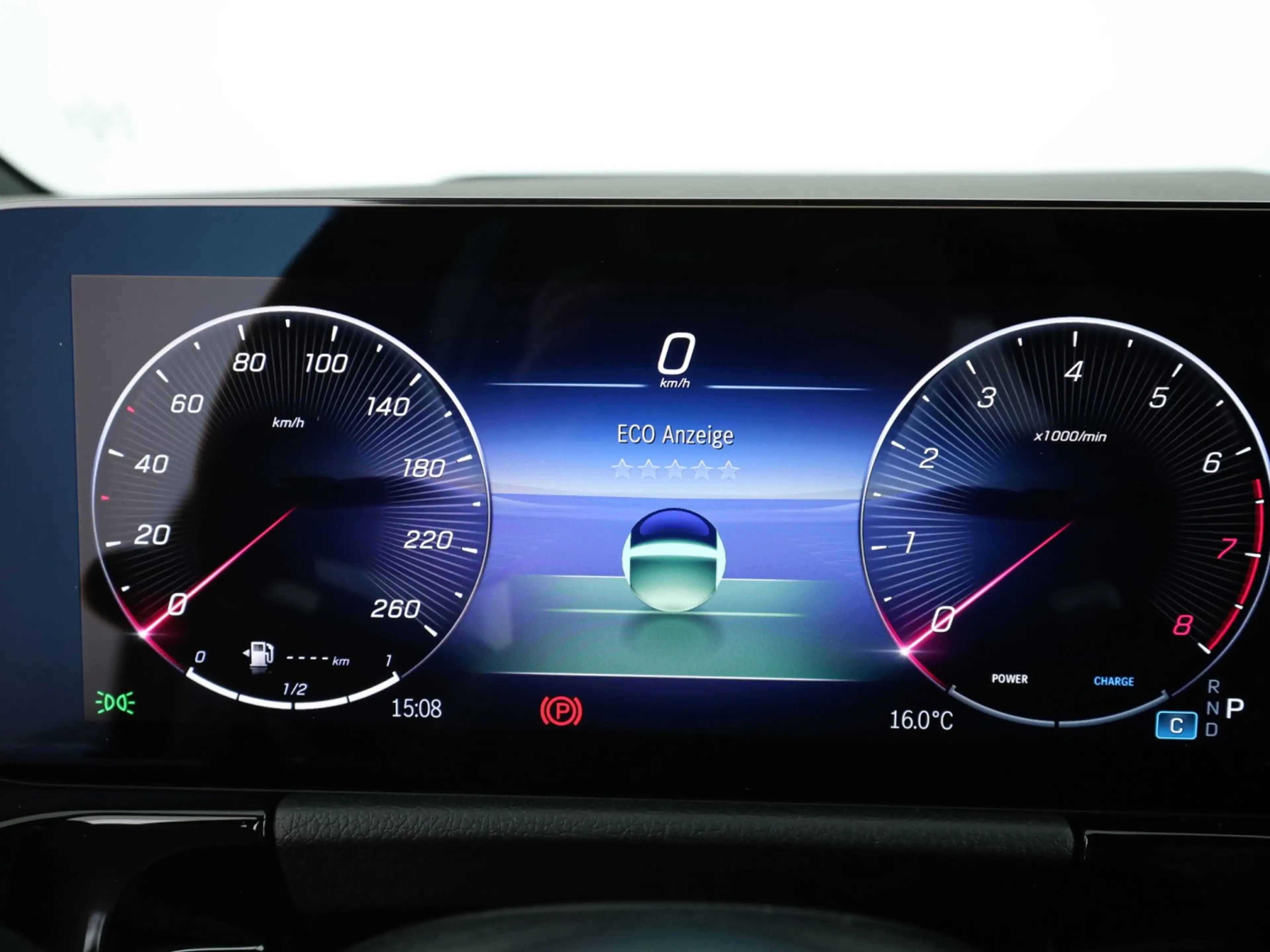 Mercedes-Benz GLA 250 4MATIC 360 ACC AHK AUT DynLicht HUD Kam. — photo 12