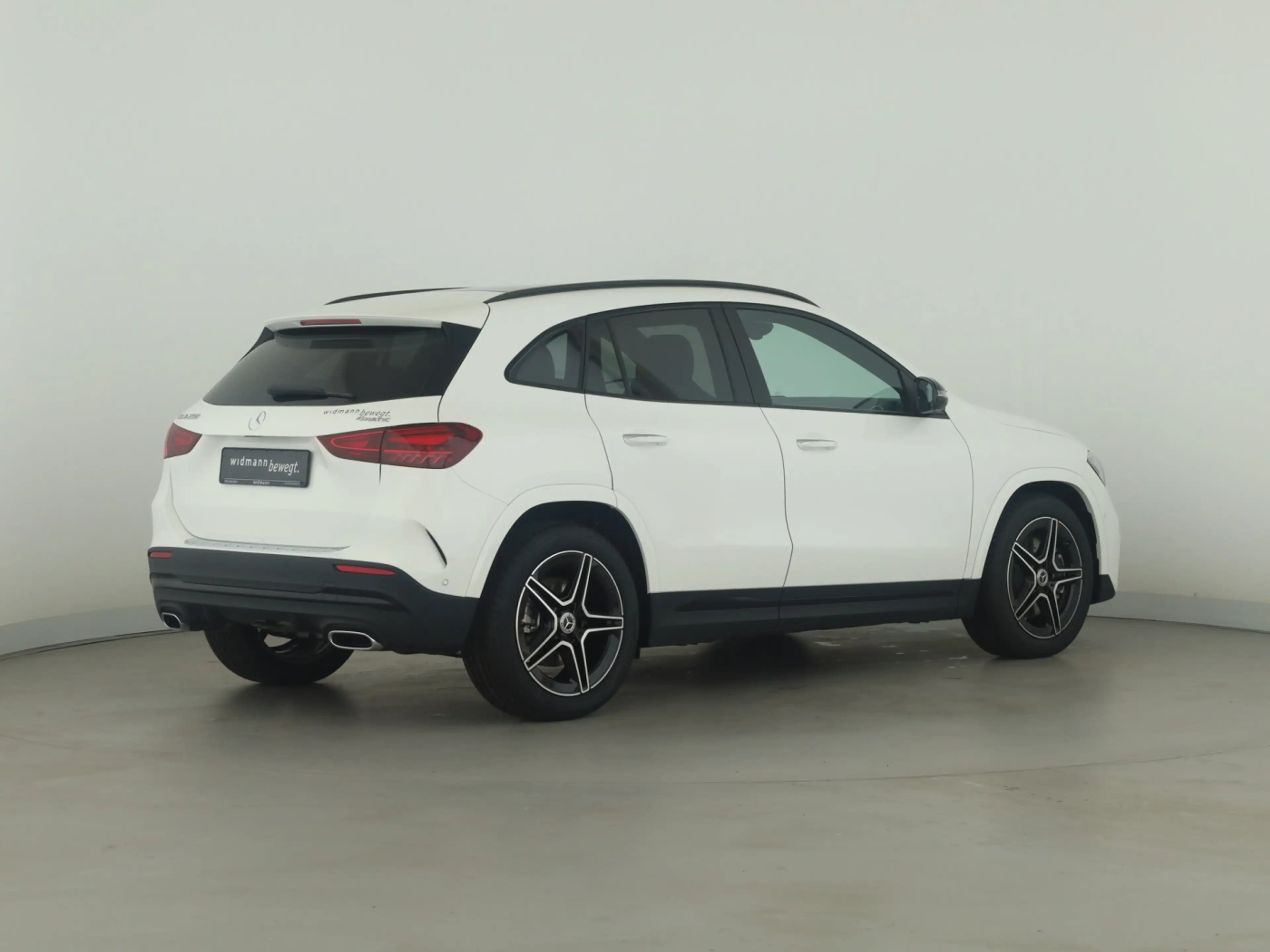 Mercedes-Benz GLA 250 4MATIC 360 ACC AHK AUT DynLicht HUD Kam. — photo 6