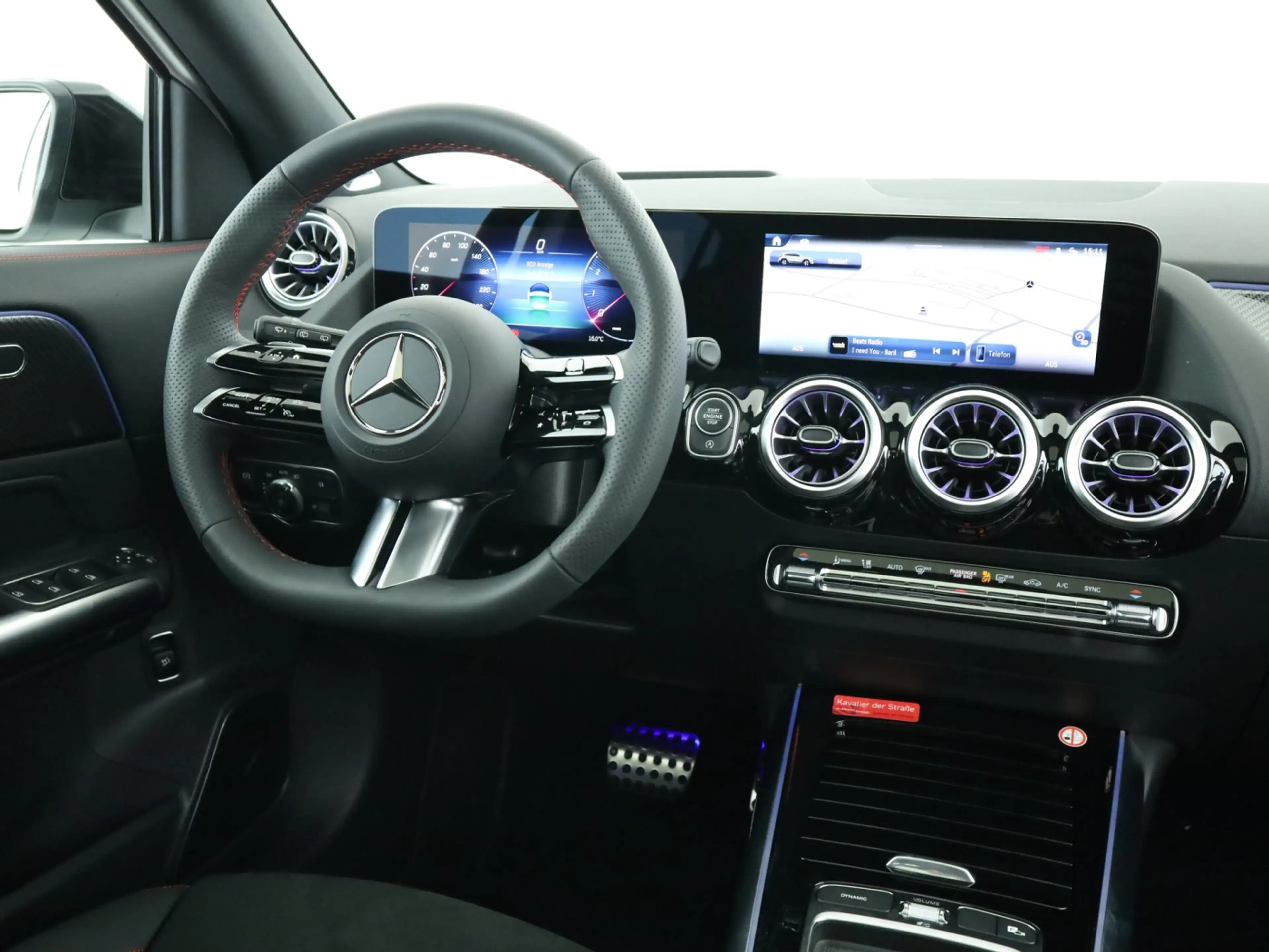Mercedes-Benz GLA 250 4MATIC 360 ACC AHK AUT DynLicht HUD Kam. — photo 10