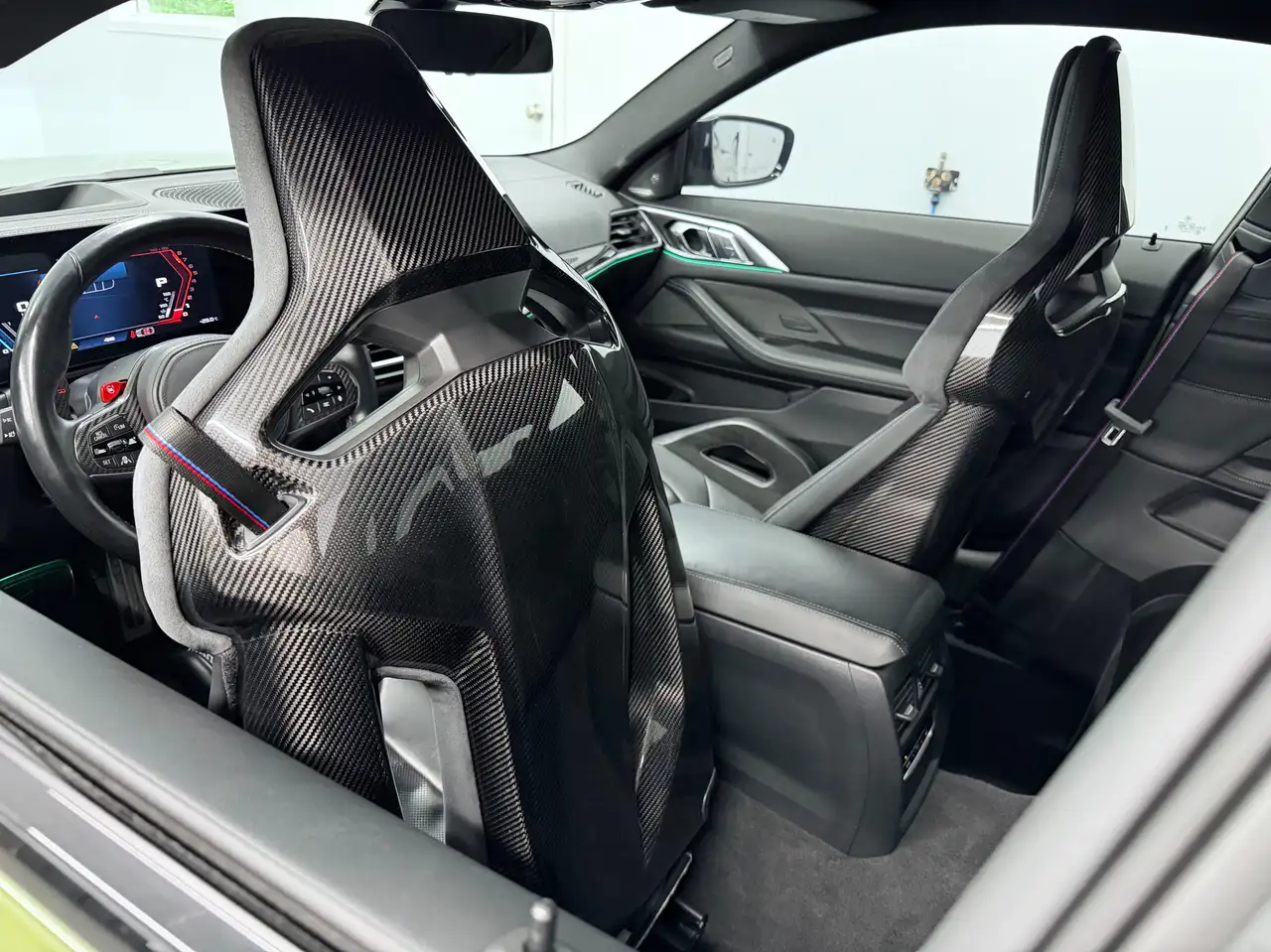 BMW M4 photo BMW M4