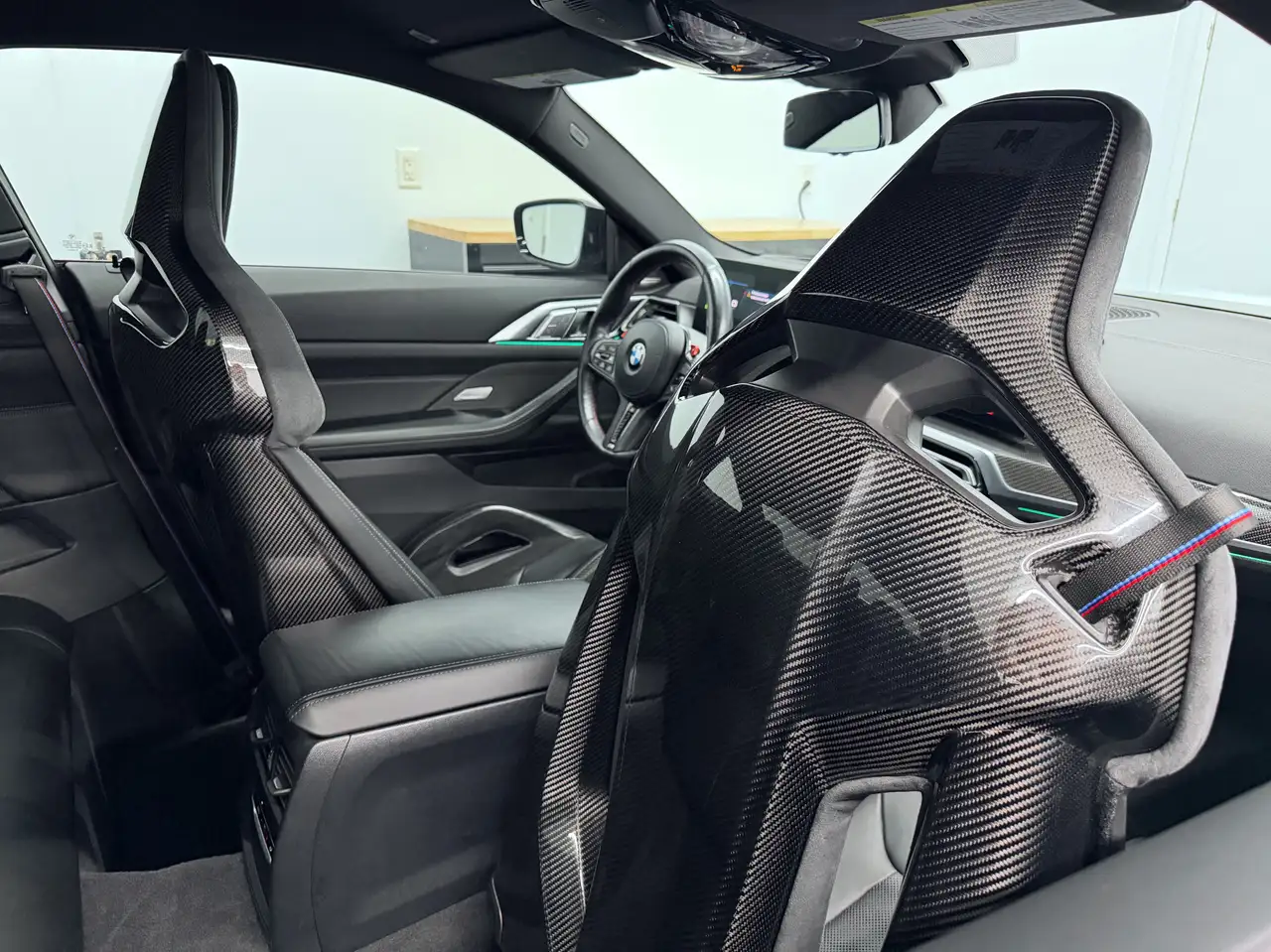 BMW M4 photo BMW M4