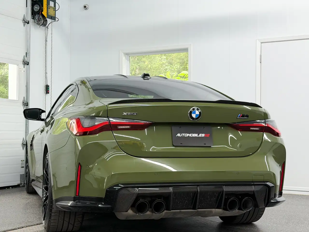BMW M4 photo BMW M4