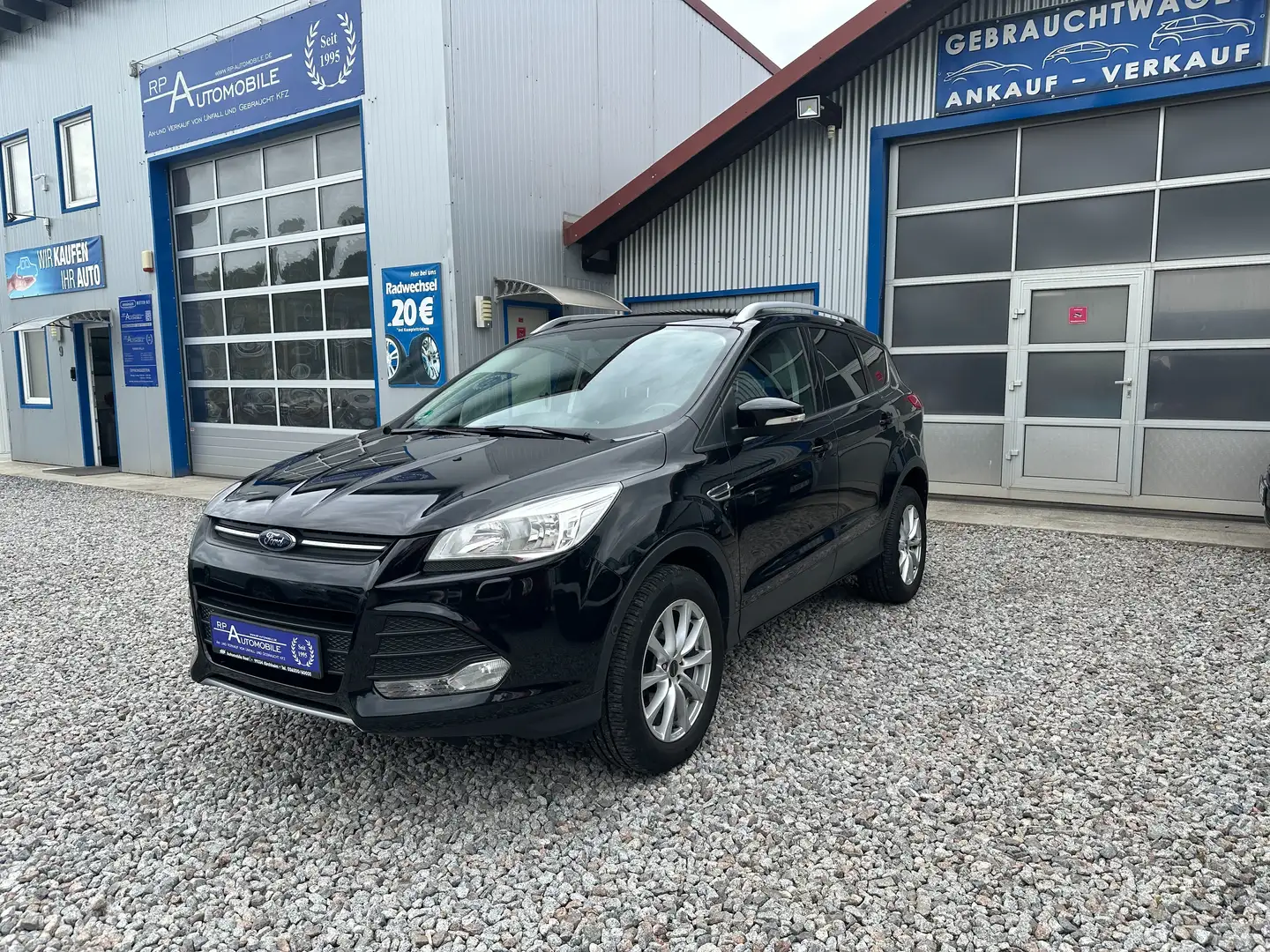 Ford Kuga Sync Edition 1.6 KLIMA SITZHEIZUNG AHK Schwarz - 1