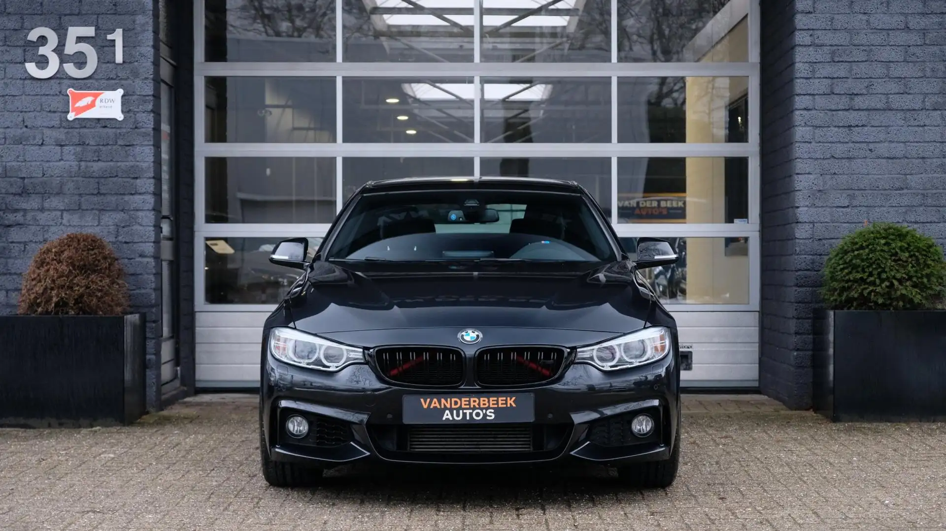 BMW 435 4-serie Coupé 435i M-Sport 306PK 19'' Performance Schwarz - 2