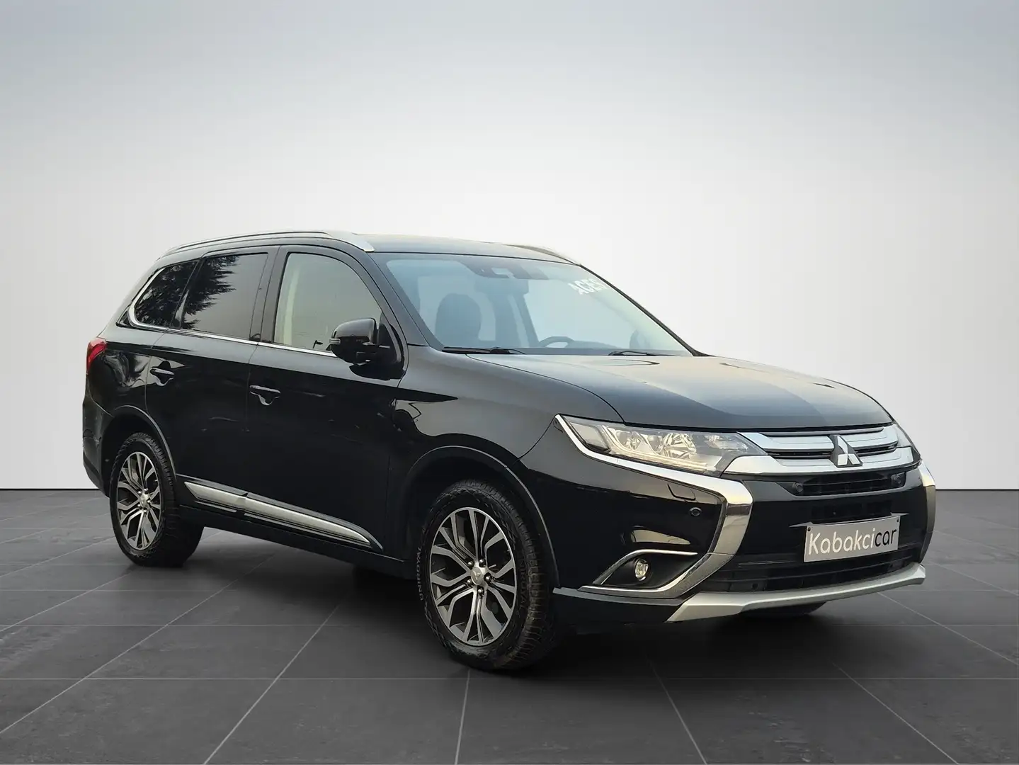 Mitsubishi Outlander 2.0i 4WD Instyle Premium CVT - GARANTIE 12 MOIS Zwart - 1