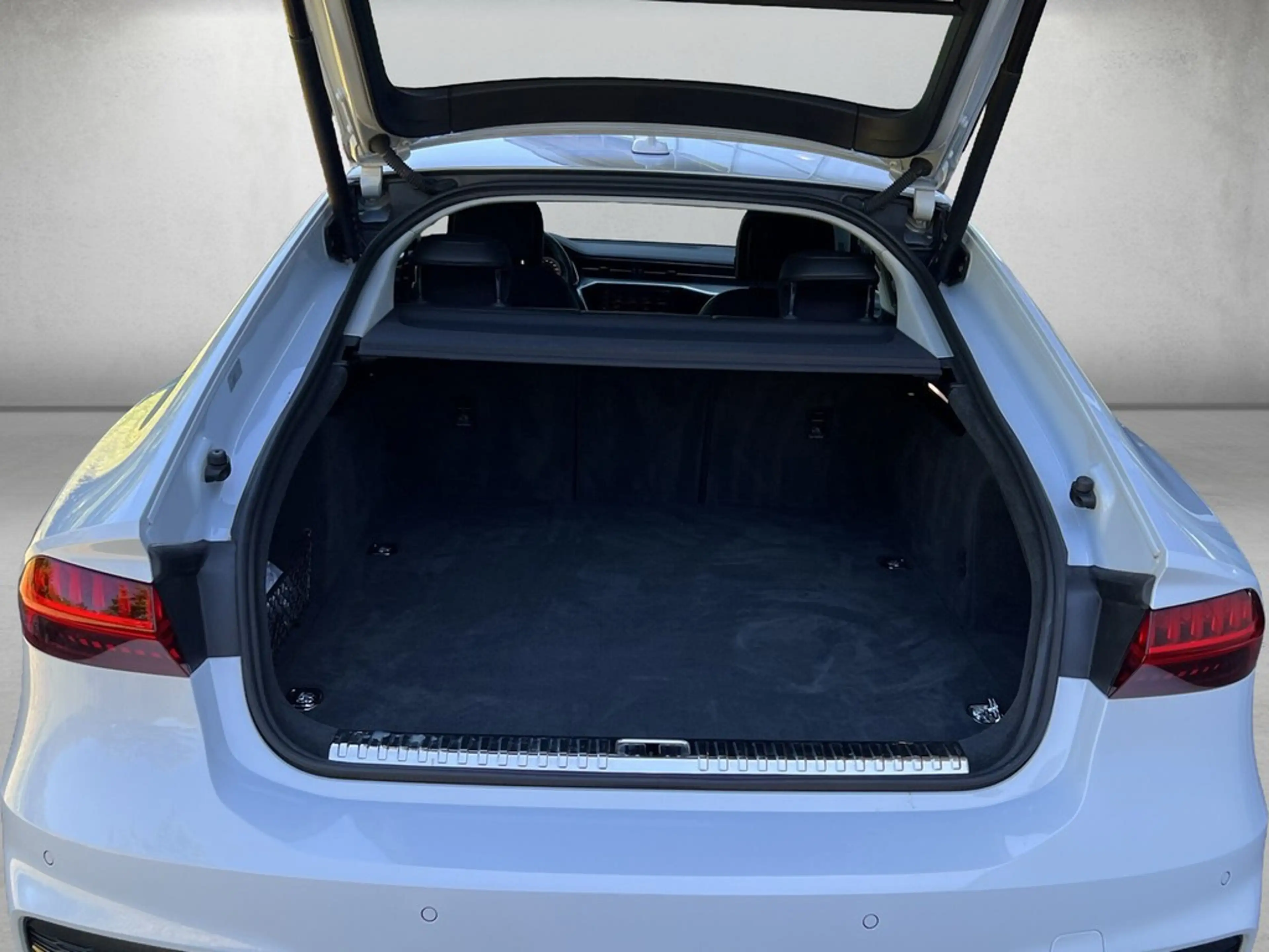 Audi A7 Sportback 55 TFSI e quattro S tronic *SOH92%* — photo 6