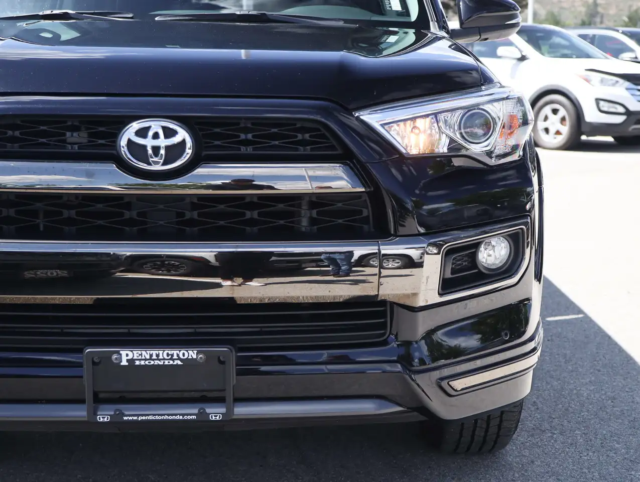 Toyota 4-Runner снимка Toyota 4-Runner