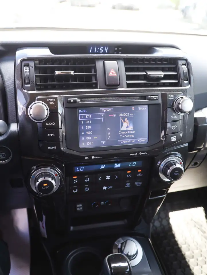 Toyota 4-Runner снимка Toyota 4-Runner