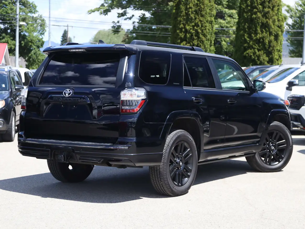 Toyota 4-Runner снимка Toyota 4-Runner