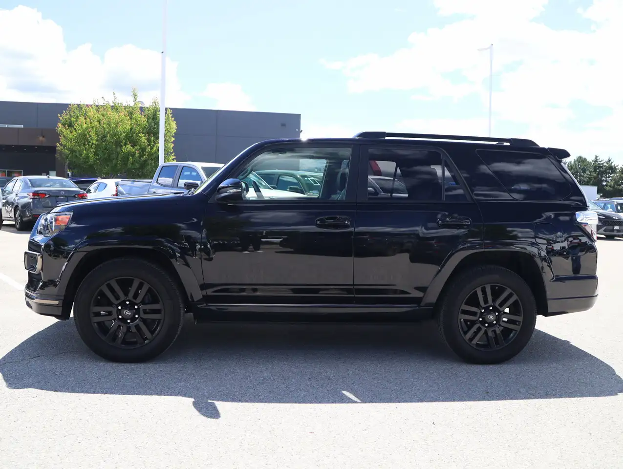 Toyota 4-Runner снимка Toyota 4-Runner