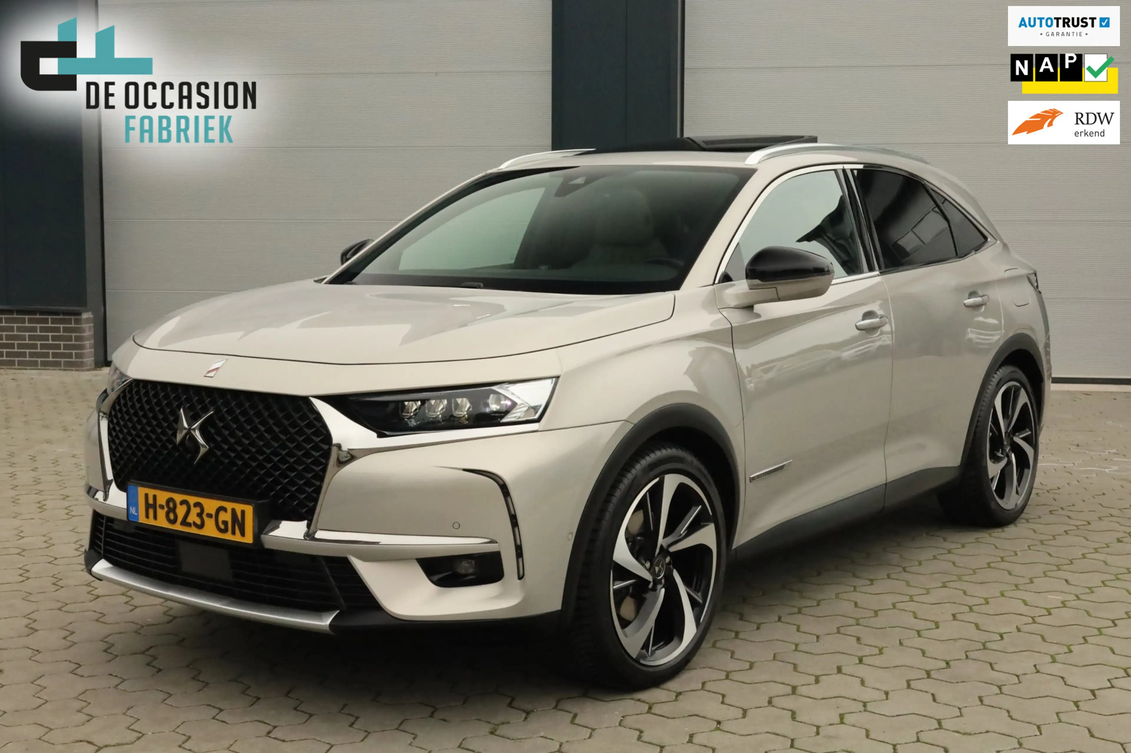 DS Automobiles DS 7 Crossback E-Tense 4x4 Be Chic Trekhaak Pano Massage Stoelver
