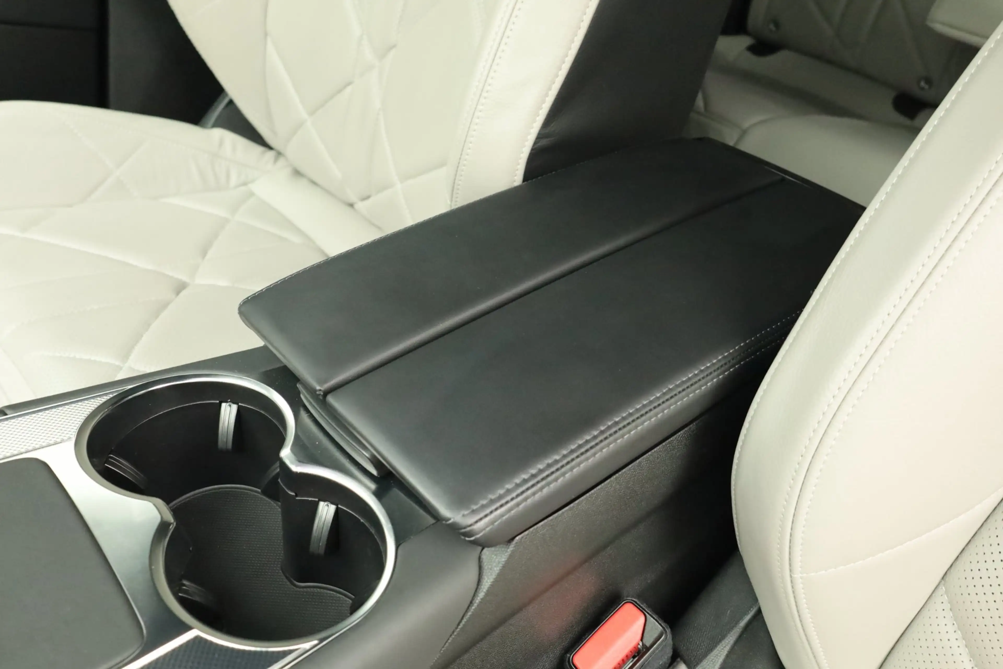 DS Automobiles DS 7 Crossback E-Tense 4x4 Be Chic Trekhaak Pano Massage Stoelver — photo 38