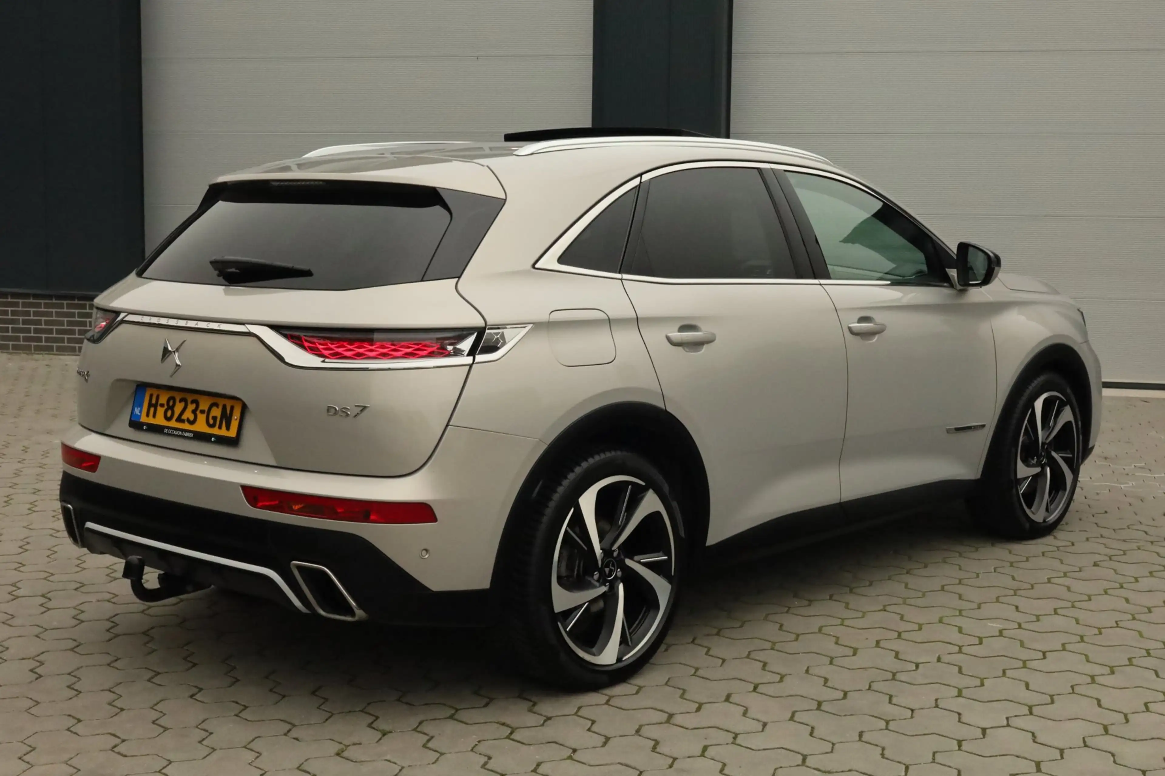 DS Automobiles DS 7 Crossback E-Tense 4x4 Be Chic Trekhaak Pano Massage Stoelver — photo 2