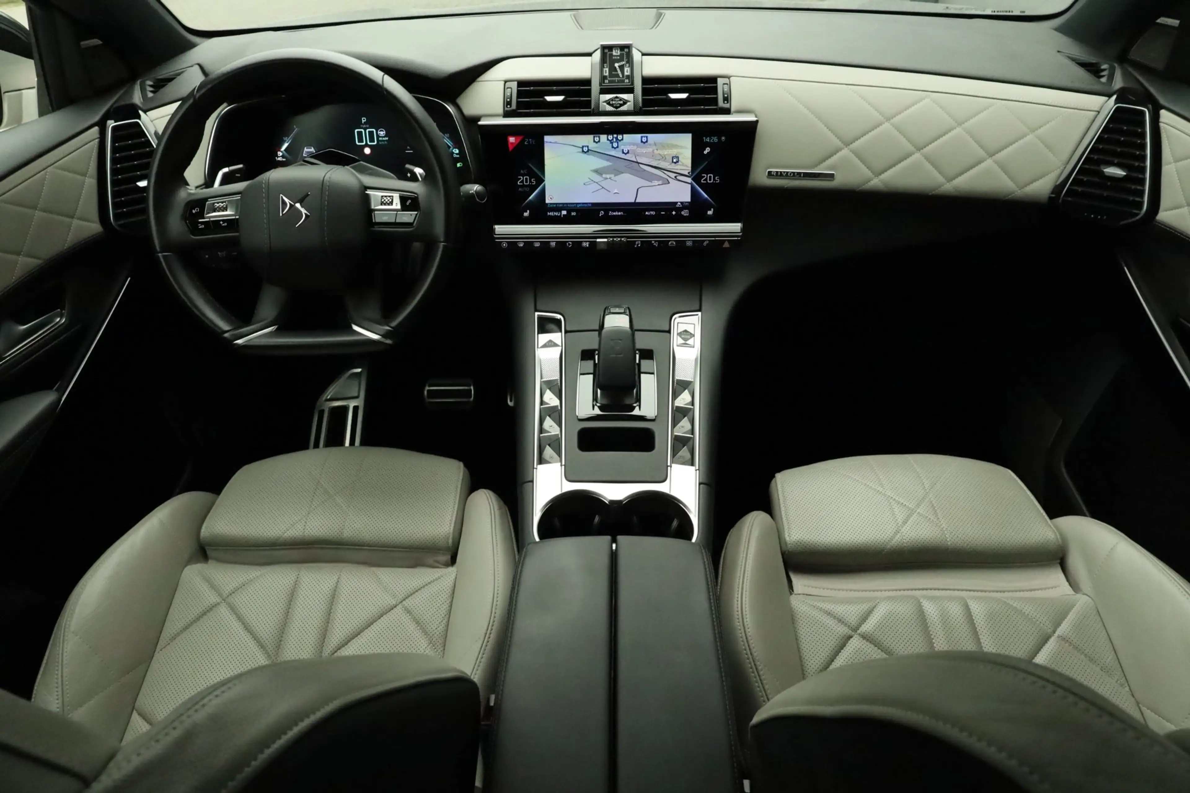 DS Automobiles DS 7 Crossback E-Tense 4x4 Be Chic Trekhaak Pano Massage Stoelver — photo 13