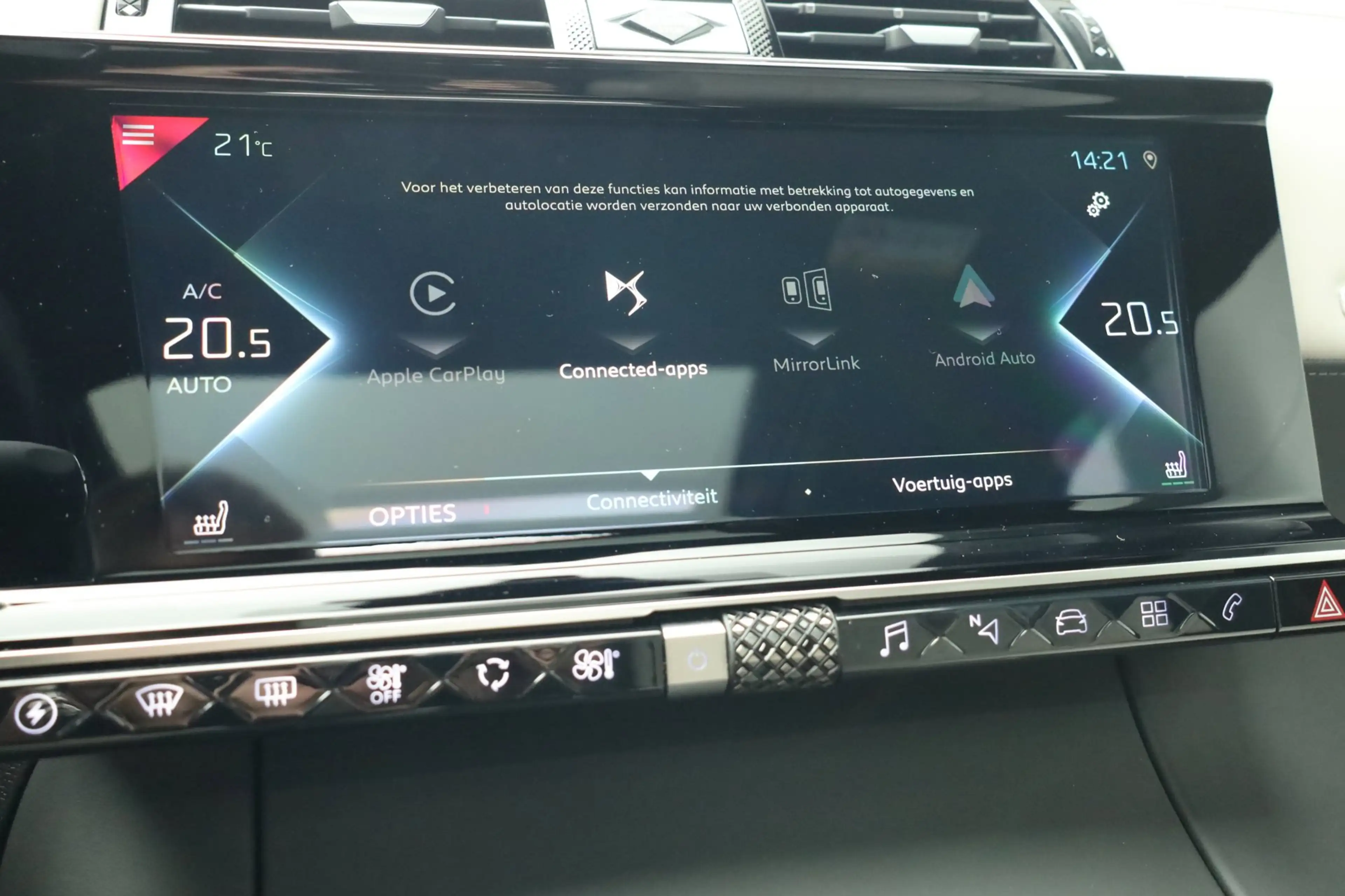 DS Automobiles DS 7 Crossback E-Tense 4x4 Be Chic Trekhaak Pano Massage Stoelver — photo 22