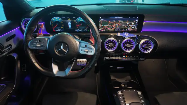Mercedes-Benz Cla view 12