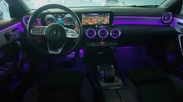 Mercedes-Benz Cla view 11