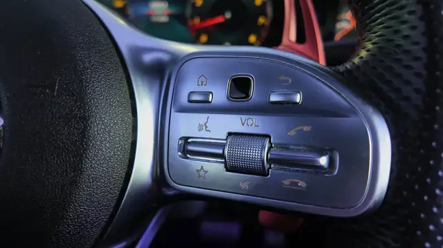 Mercedes-Benz Cla view 14