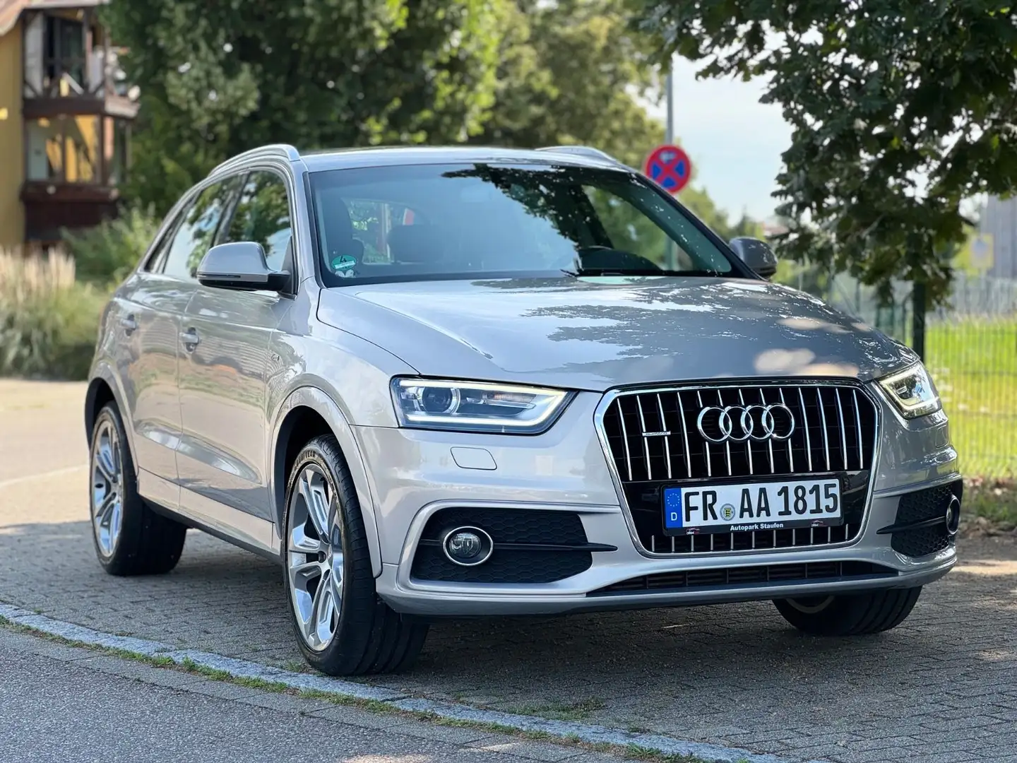Audi Q3 2.0 TFSI quattro/ S-line/Bose/ Beige - 1