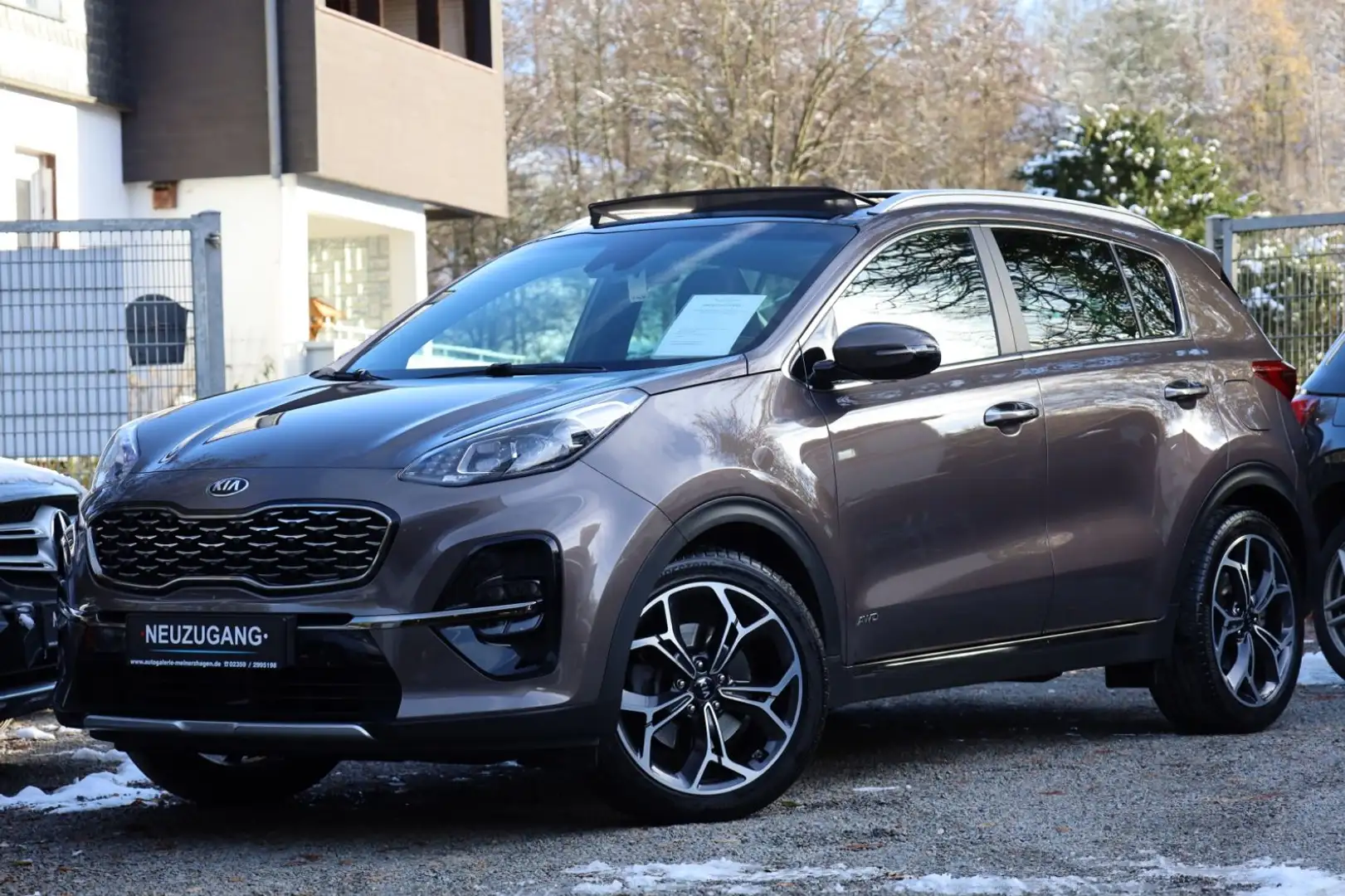 Kia Sportage 2.0 CRDi/GT-Line 4WD/VOLL/PANO/1 HAND/ Grau - 1